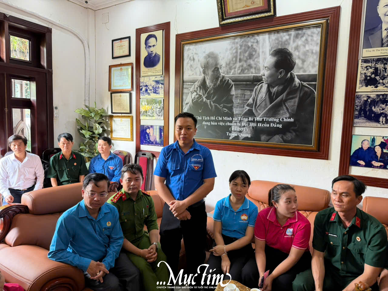 Tuổi trẻ phường Bình Đông cùng dâng hương nhà thờ cố Tổng Bí thư Trường Chinh nhân dịp 30-4 - Ảnh 3.