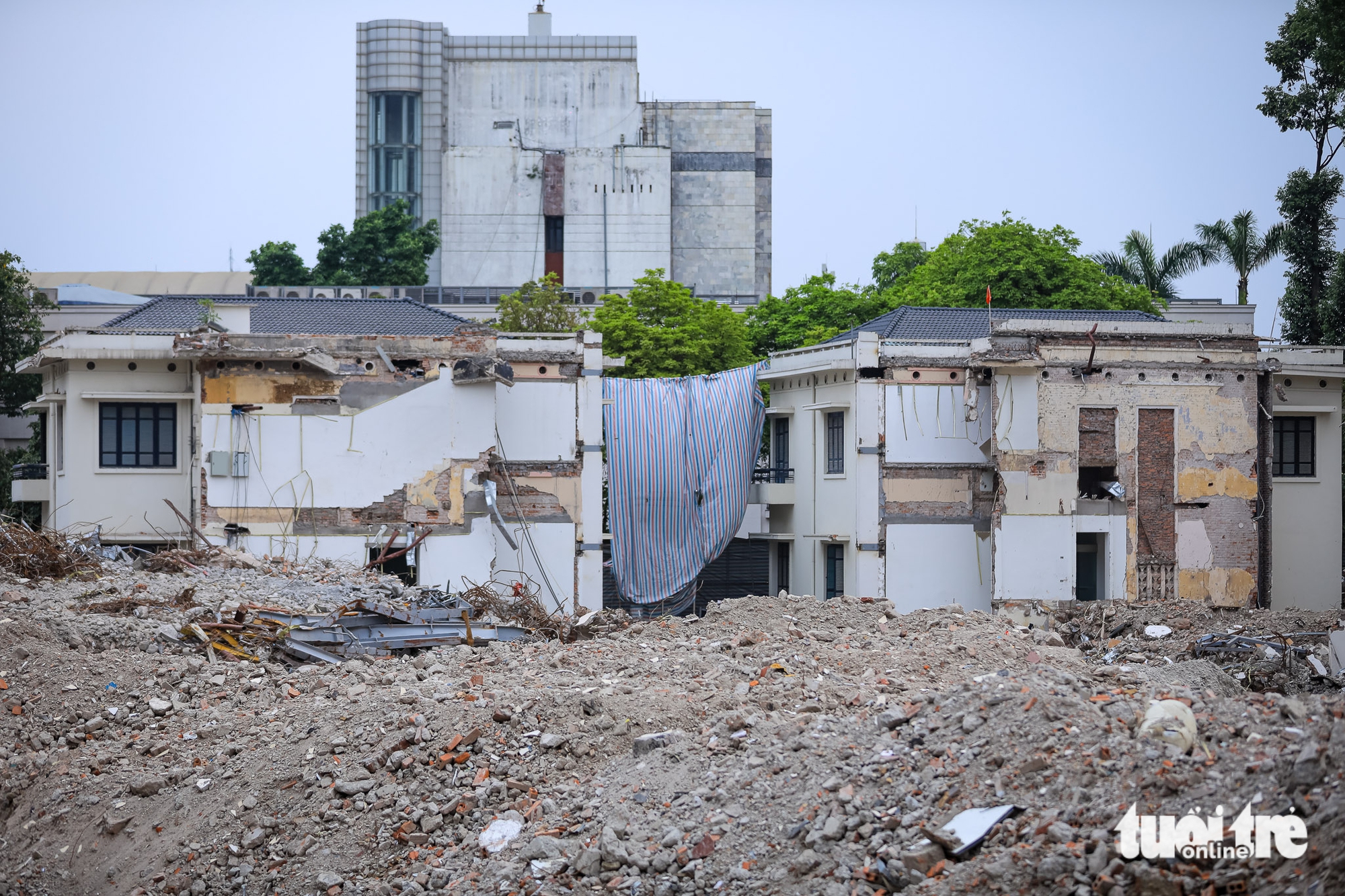 Lộ diện khu đất 'kim cương' làm quảng trường phía Đông hồ Gươm khi vừa phá dỡ loạt công trình - Ảnh 10.