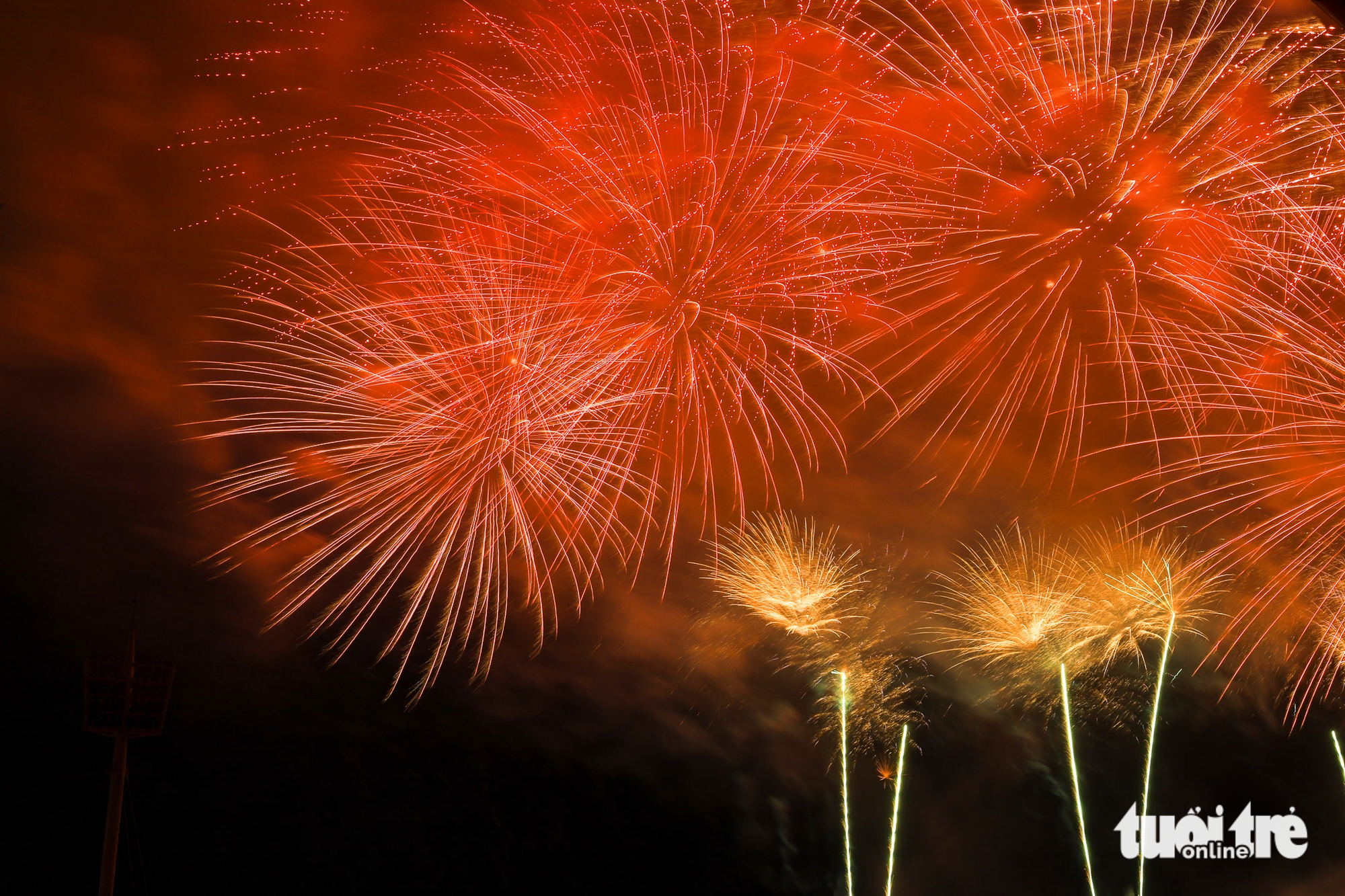 pháo hoa - Ảnh 4.