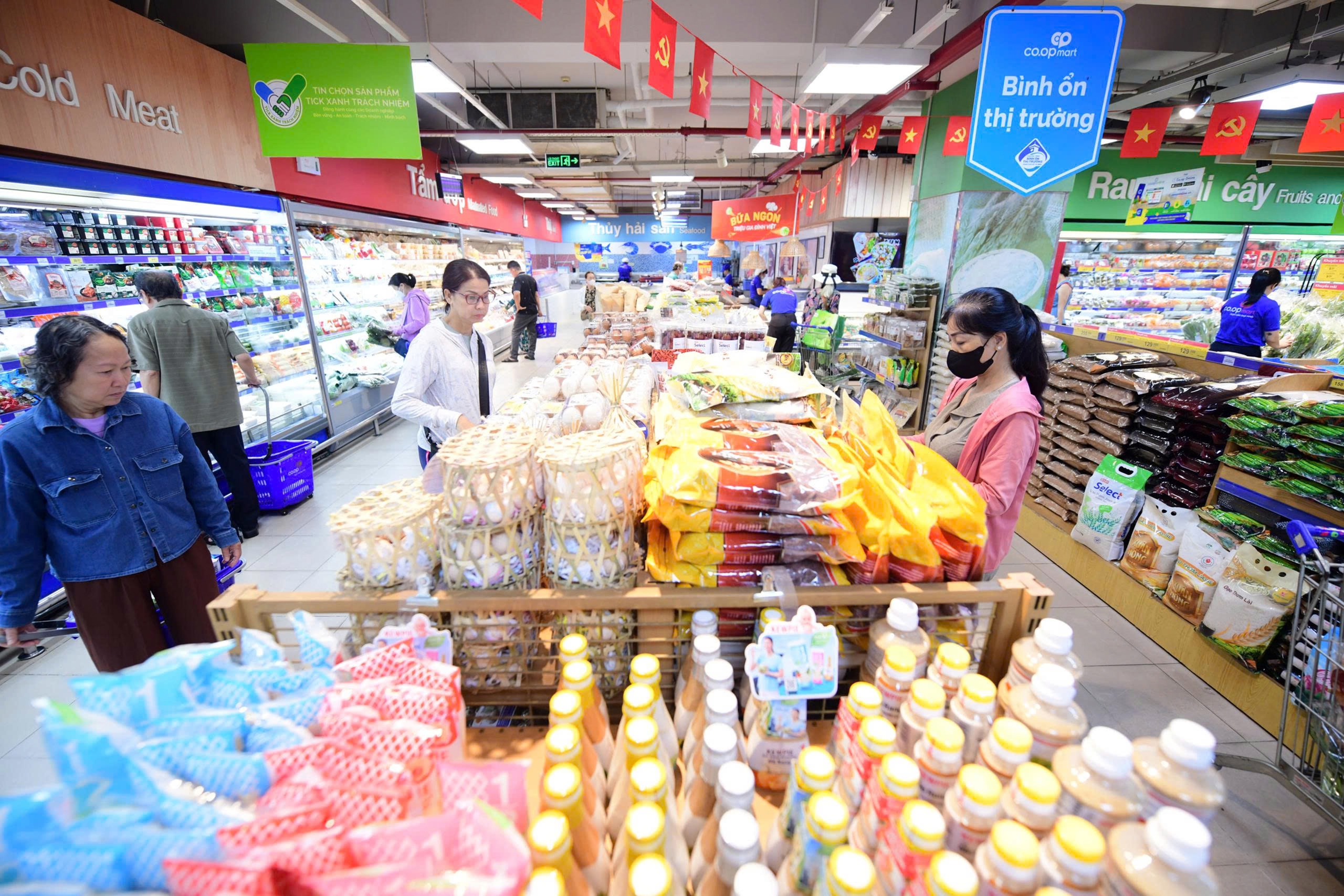 Chương trình bình ổn giá: Đưa 'lưới an sinh' đến mọi nhà - Ảnh 1.