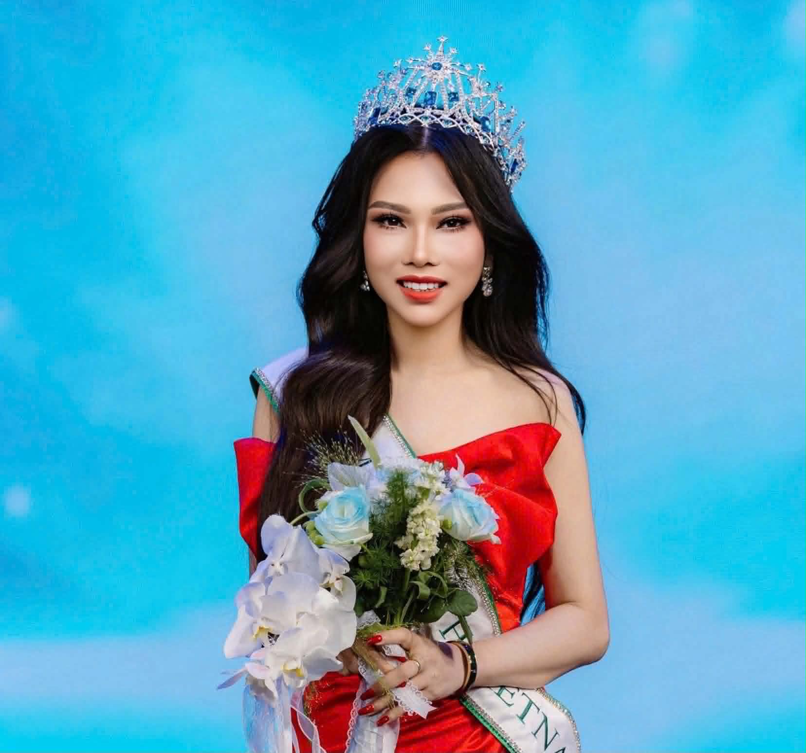 Nguyễn Khuê Thu: Hoa Hậu Mrs Earth Vietnam 2026 - Niềm Tin Vượt Qua Khó Khăn