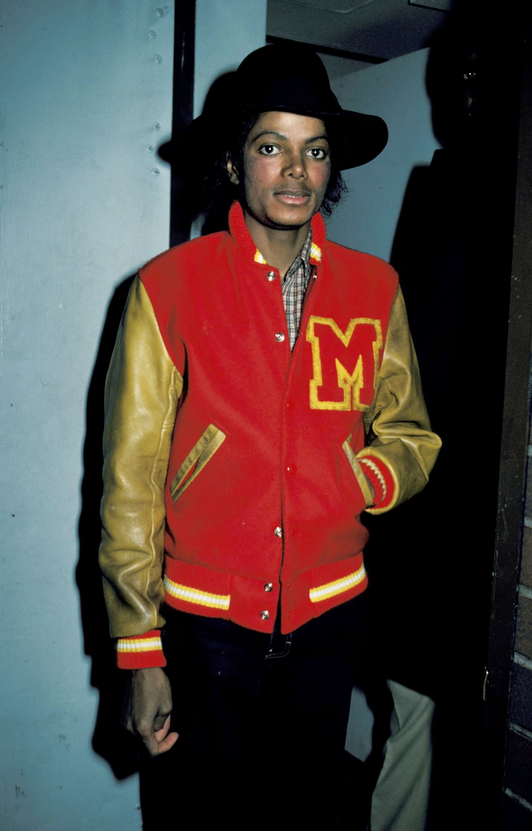 Michael Jackson: Phong Cách Thời Trang Không Phai Là Âm Nhạc