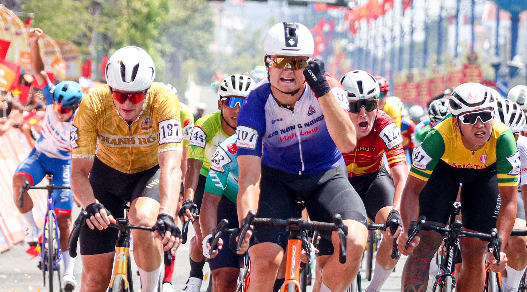 Patrik Pattern Patrick Patterson once again sprinted to the top of the Ho Chi Minh ...