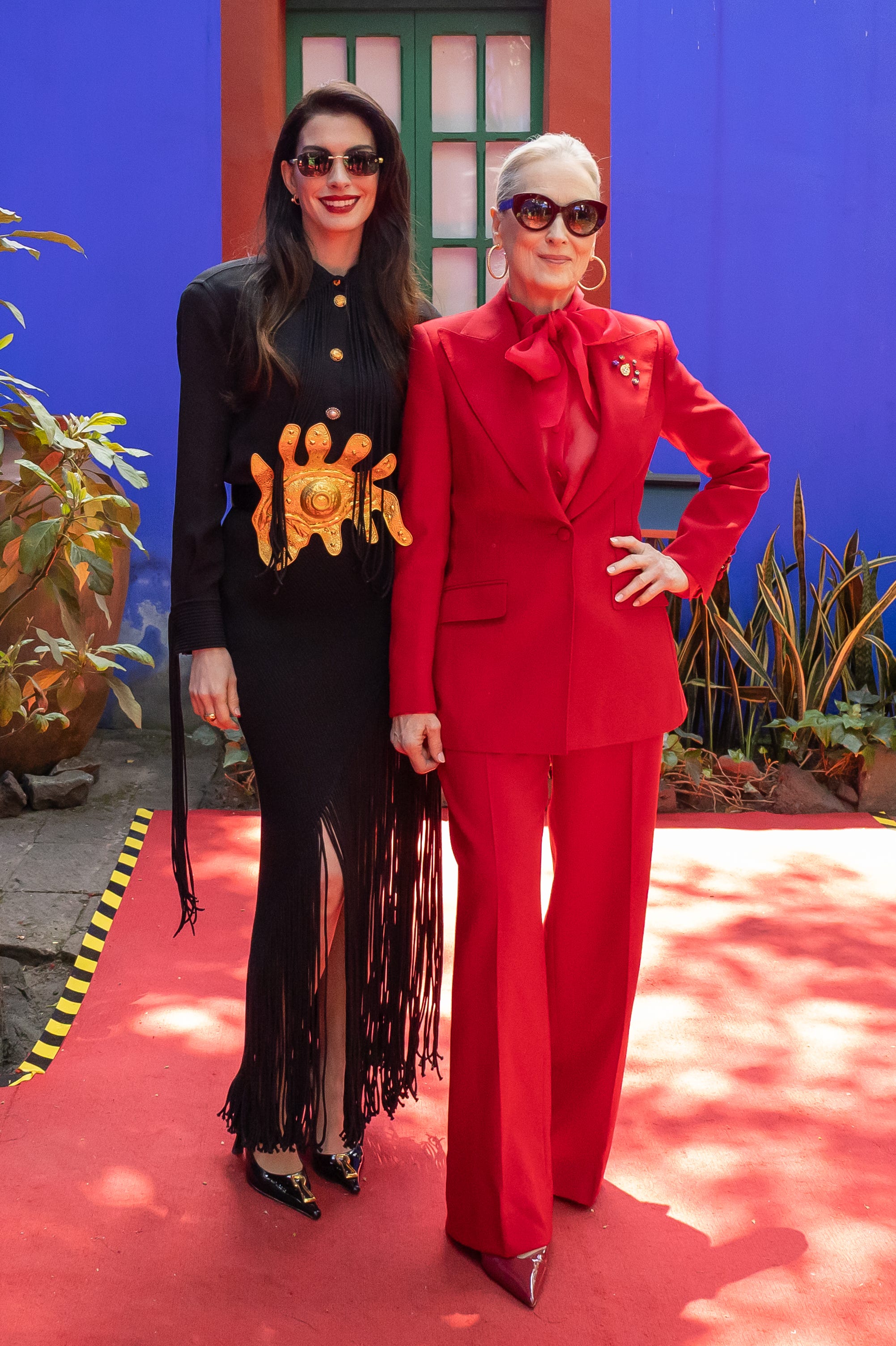 Anne Hathaway: Từ Mexico City đến Seoul - Tour Quảng Bá 'The Devil Wears Prada 2' Đầy Phong Cách