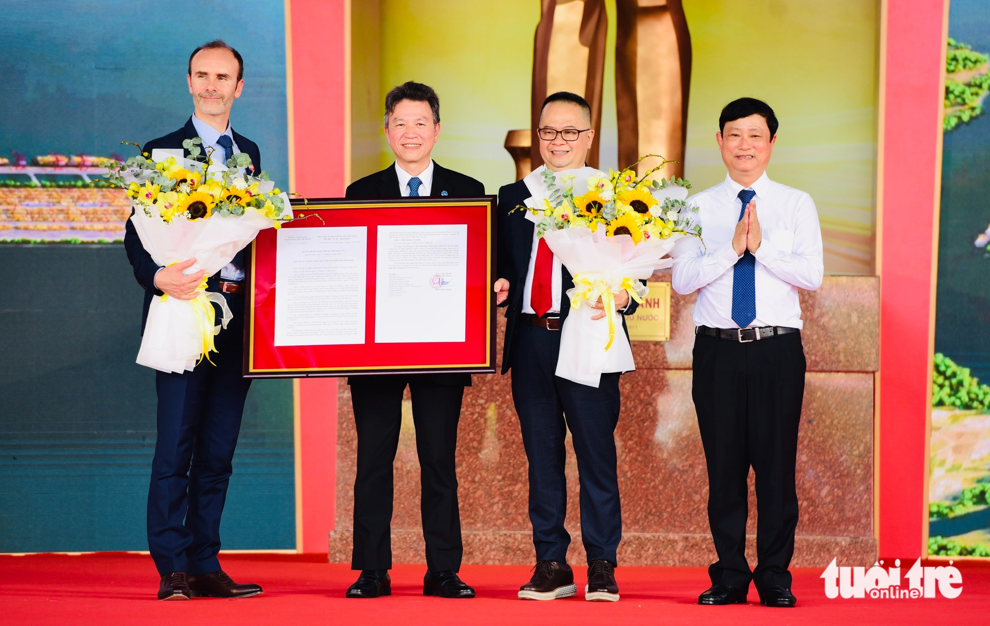 Trao quyết định chấp nhận nhà đầu tư siêu cảng Cần Giờ: Khẳng định vị thế logistics Việt Nam - Ảnh 3.