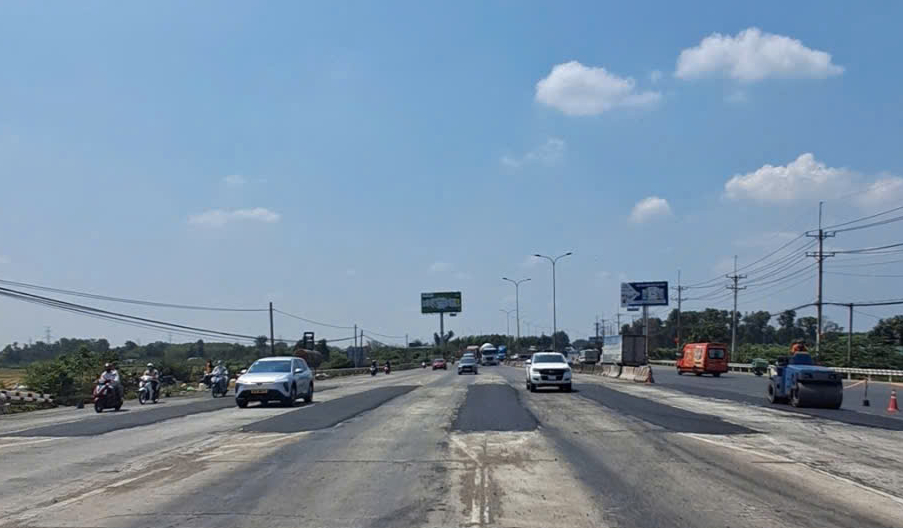 trạm thu phí - Ảnh 2.