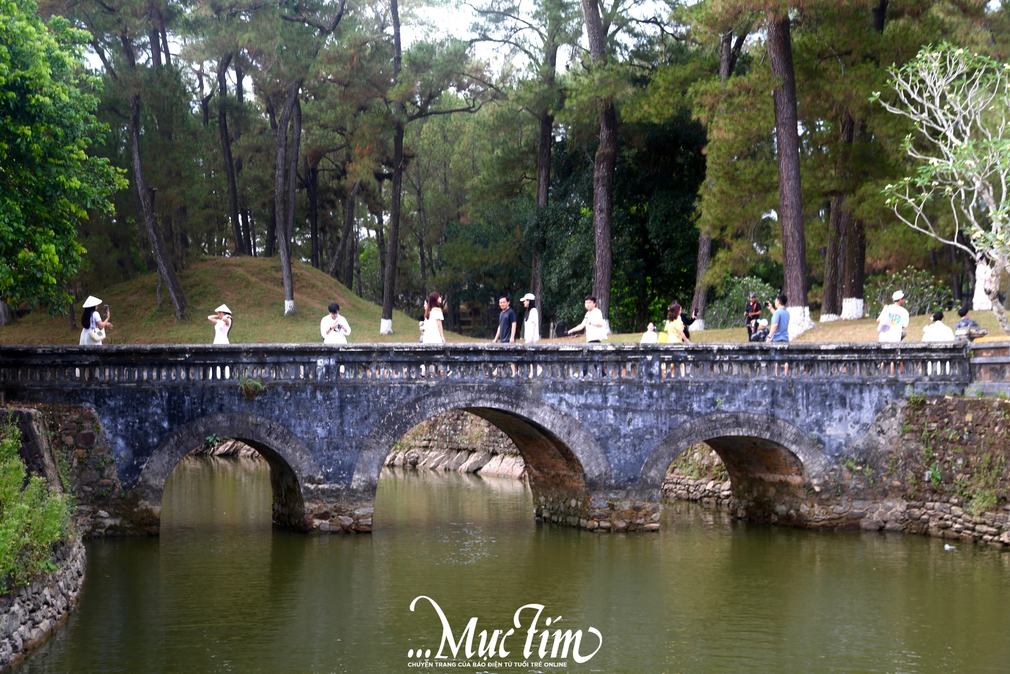 Lịch trình 24h khám phá cố đô Huế trong dịp lễ 30-4 và 1-5- Ảnh 5.