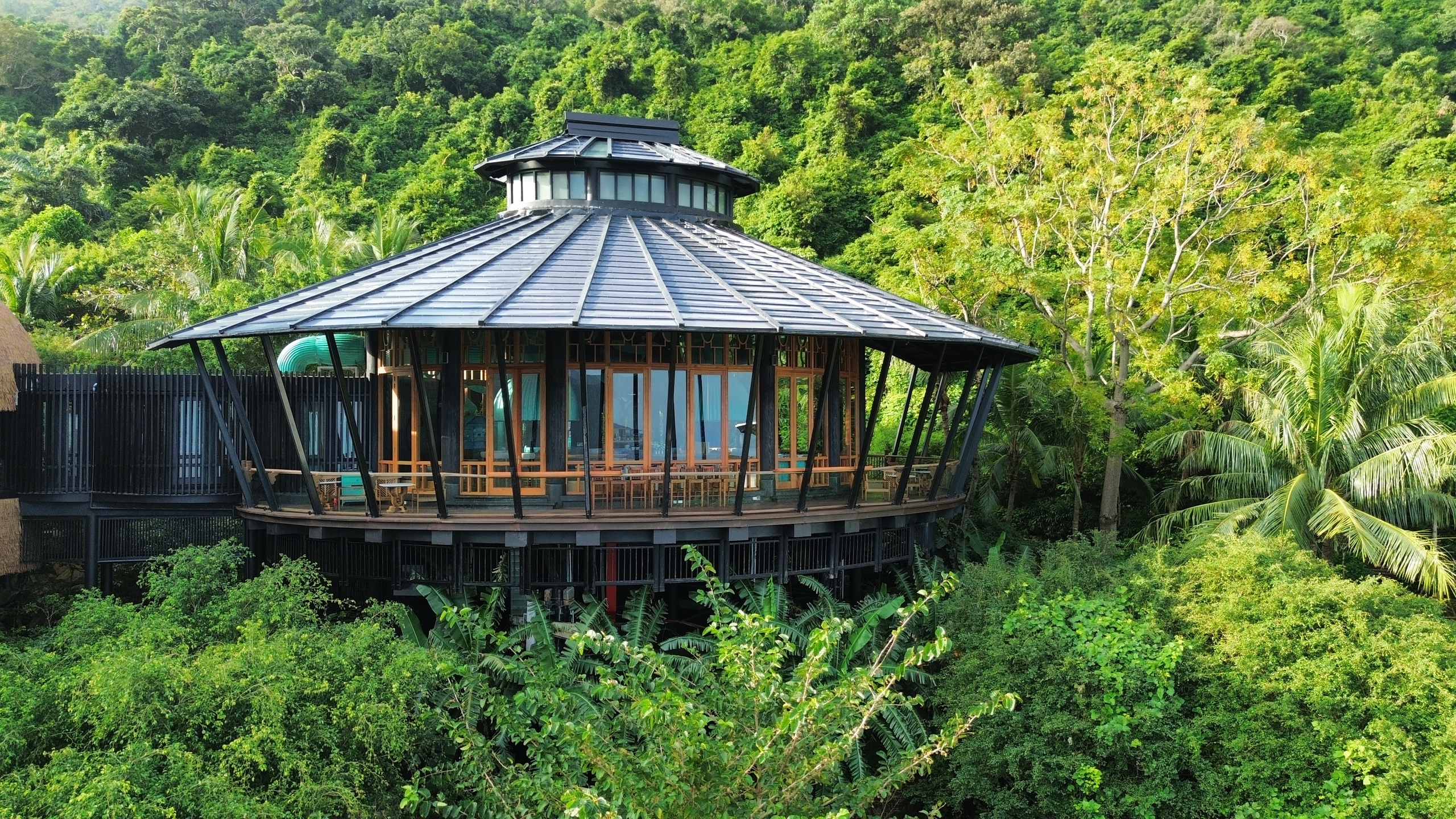 Dàn đầu bếp Michelin và các nghệ sĩ nổi tiếng sẽ trổ tài tại lễ hội ẩm thực và nghệ thuật Đà Nẵng - Ảnh 1.