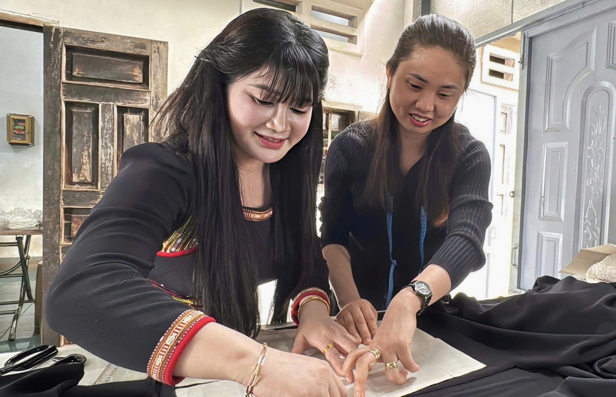 thổ cẩm - Ảnh 1.