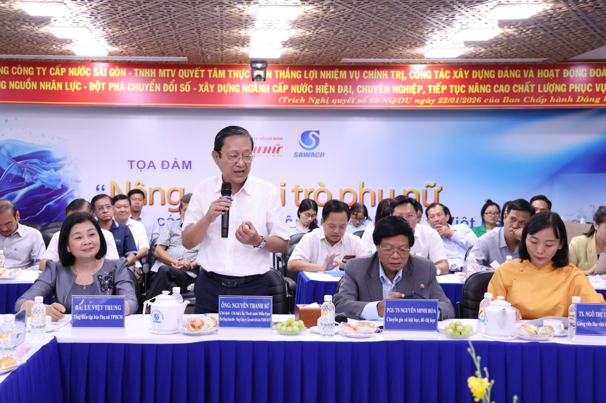 Nâng cao vai trò phụ nữ trong doanh nghiệp ngành nước - Ảnh 1.