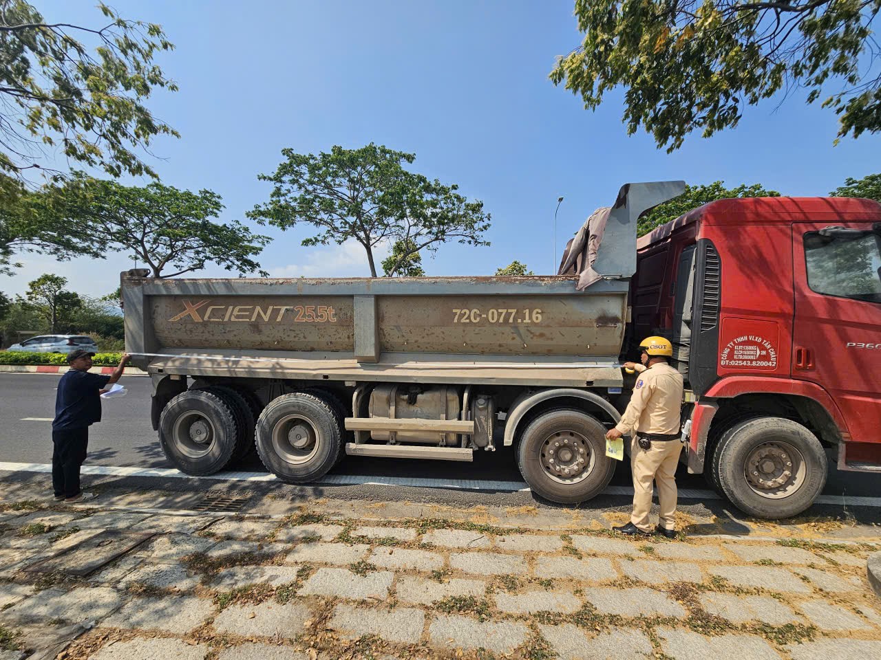 xe tải tự đổ - Ảnh 1.