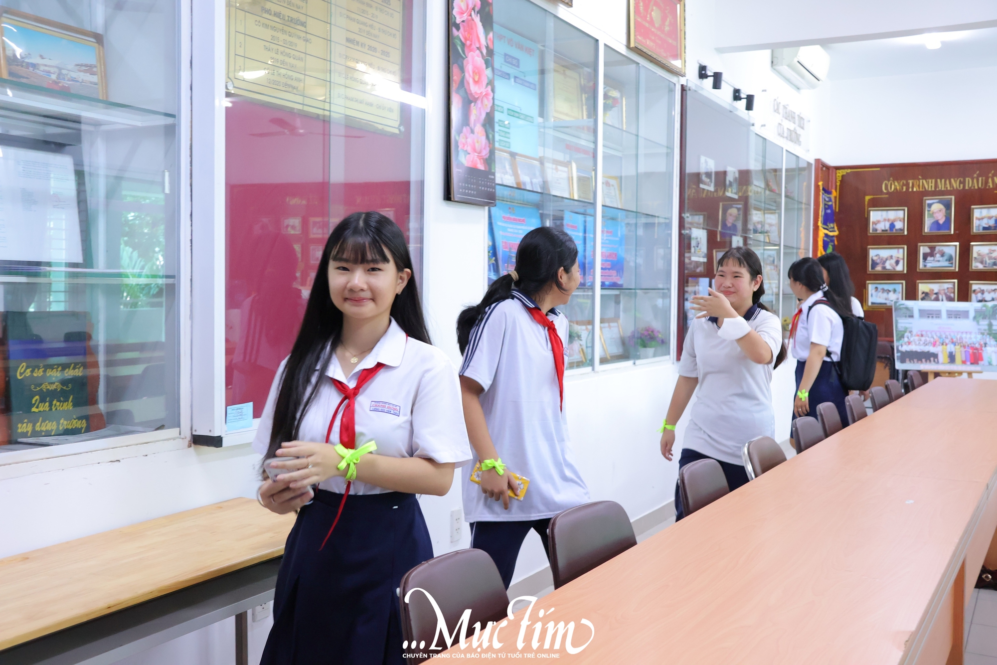 800 teen lớp 9 'lên tàu', làm học sinh Trường THPT Võ Văn Kiệt- Ảnh 8.