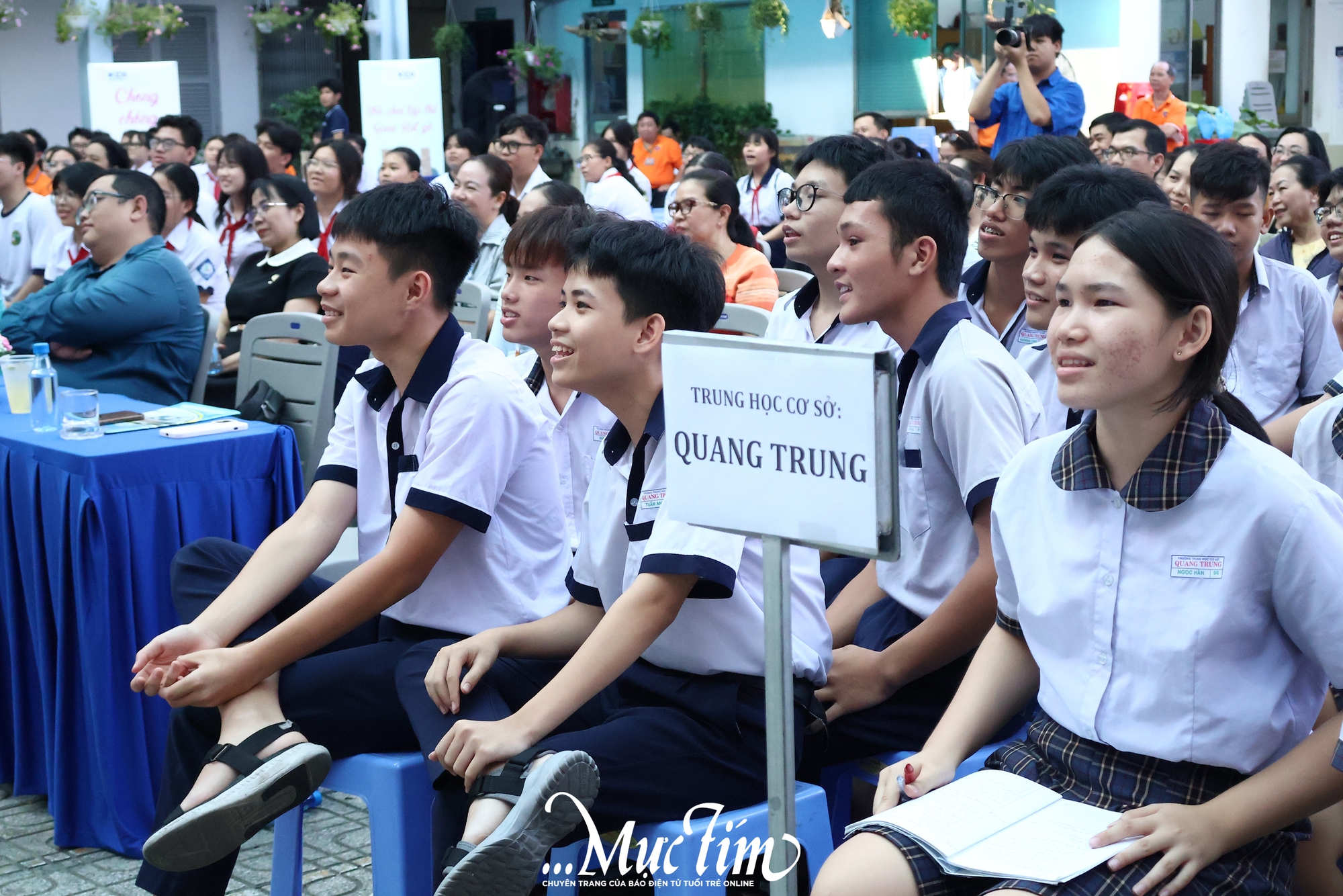 Hơn 500 teen trải nghiệm một ngày làm học sinh Trường THPT Nguyễn Thái Bình- Ảnh 8.