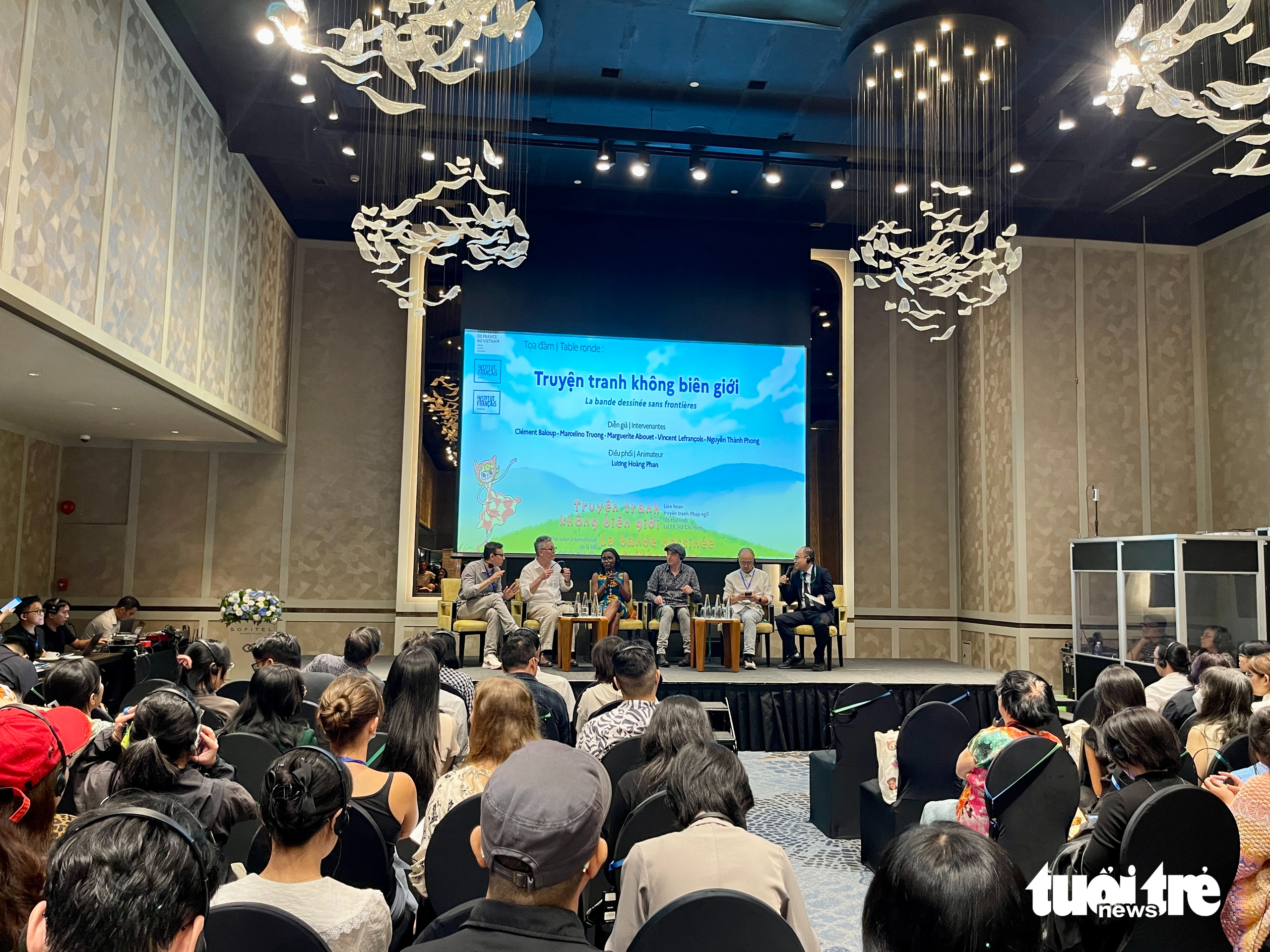 Francophone Comics Festival brings joyful reading to kids, adults in Ho Chi Minh City- Ảnh 11.