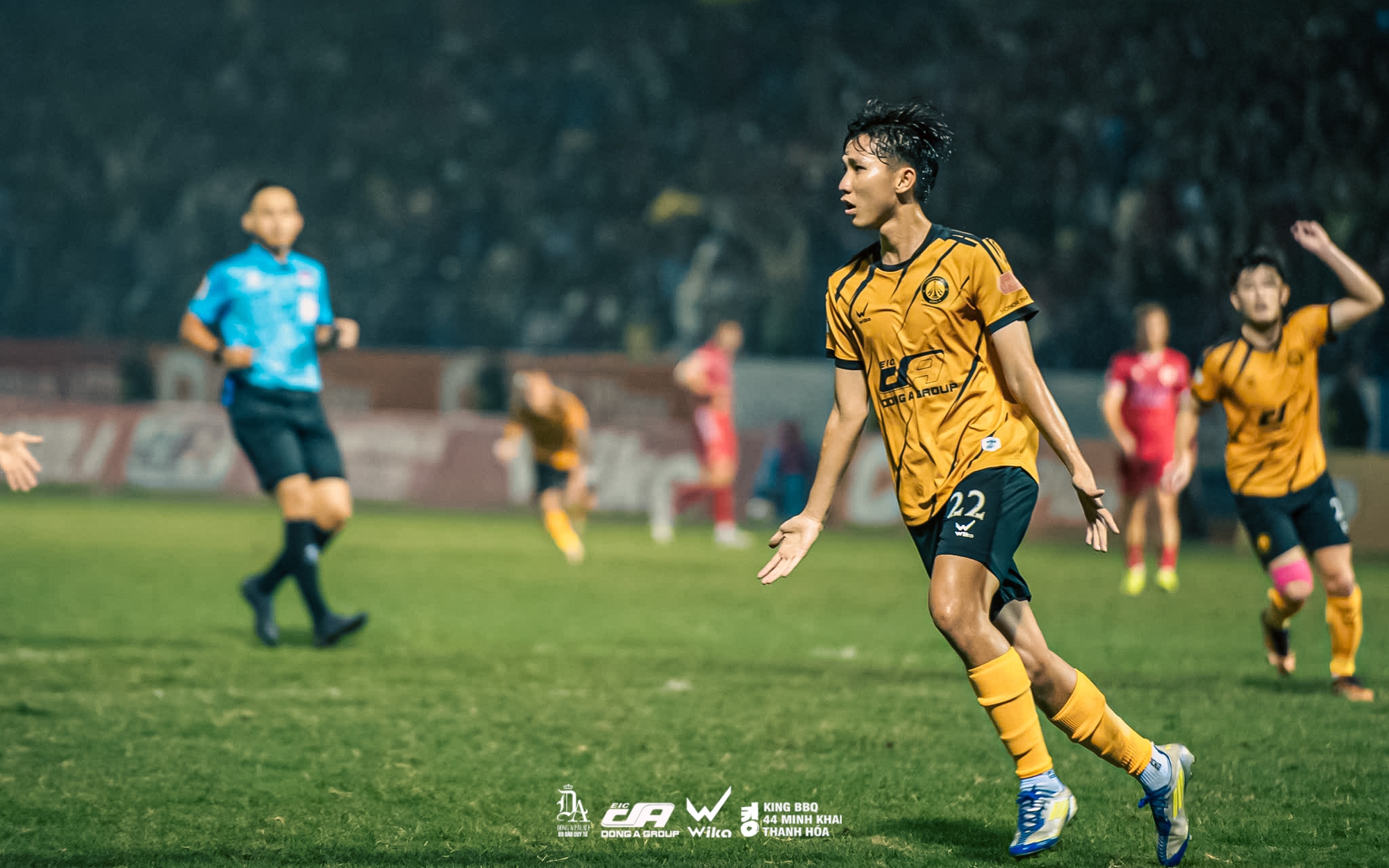 Bảng xếp hạng vòng 17 V-League 1: Công An Hà Nội bỏ xa nhóm bám đuổi- Ảnh 2.