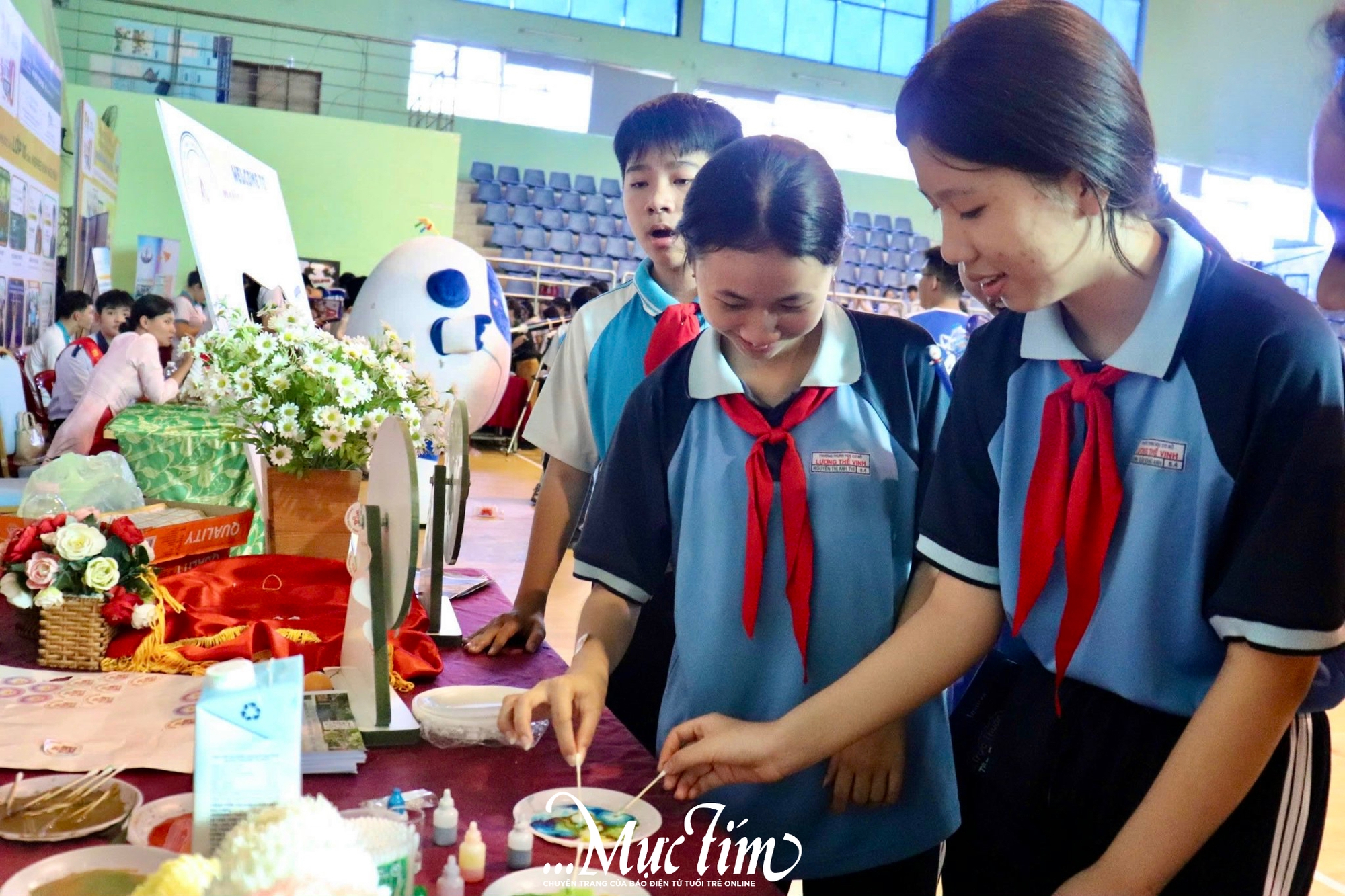 Trải nghiệm không gian khoa học đầy màu sắc tại Ngày hội Tự tin vào lớp 10 - Ảnh 13.