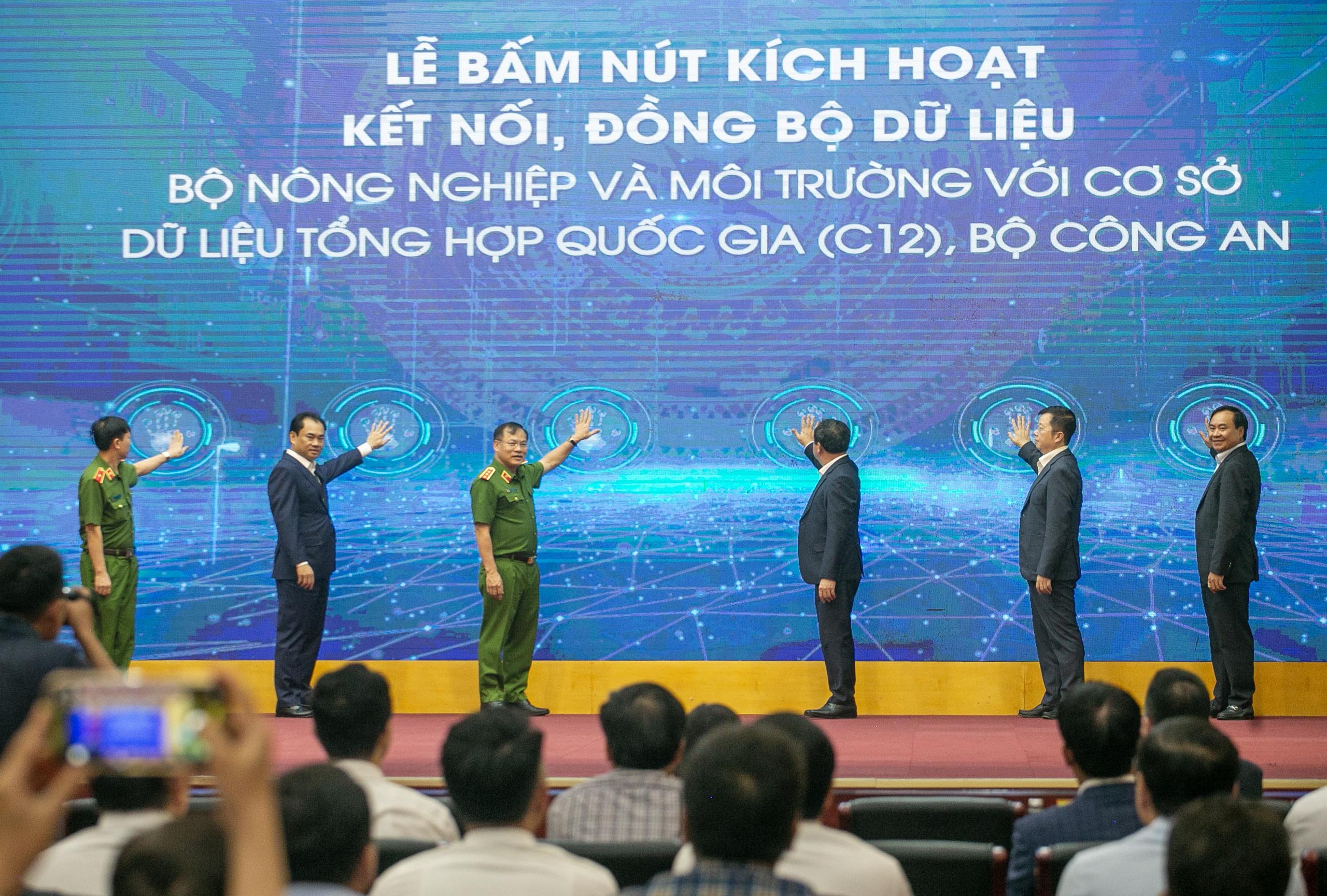 Đồng bộ 12 cơ sở dữ liệu ngành nông nghiệp và môi trường với Trung tâm dữ liệu quốc gia - Ảnh 1.