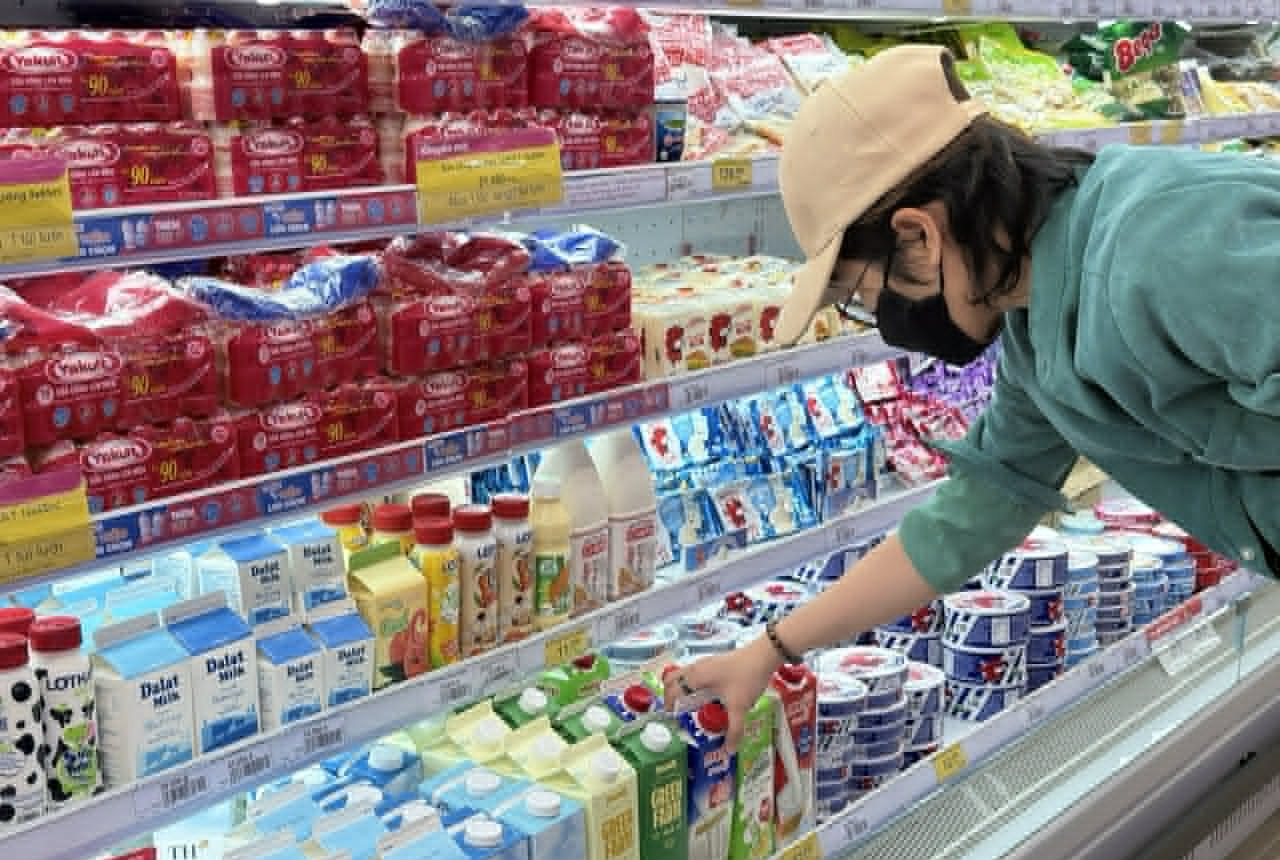 Sữa nguyên kem hay sữa ít béo? - Ảnh 1.