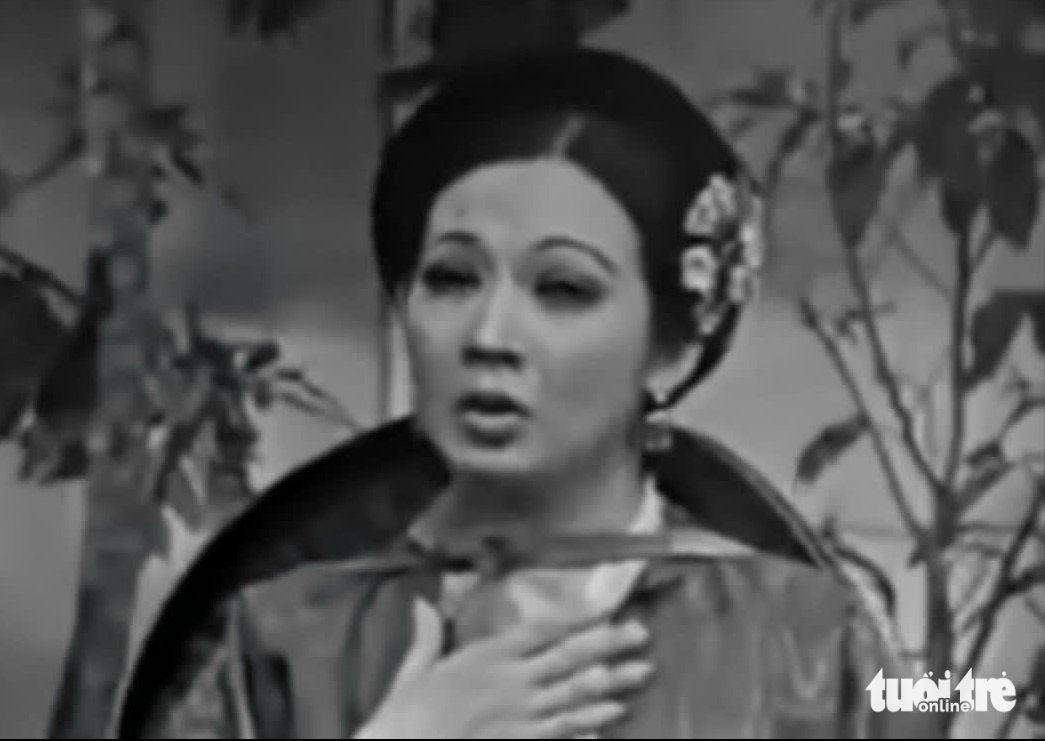 Thanh Hằng nhớ thưở múa trong vở Bên cầu dệt lụa, Tiếng trống Mê Linh cạnh cô Ba Thanh Nga - Ảnh 1. Thanh Hằng - Ảnh 1.