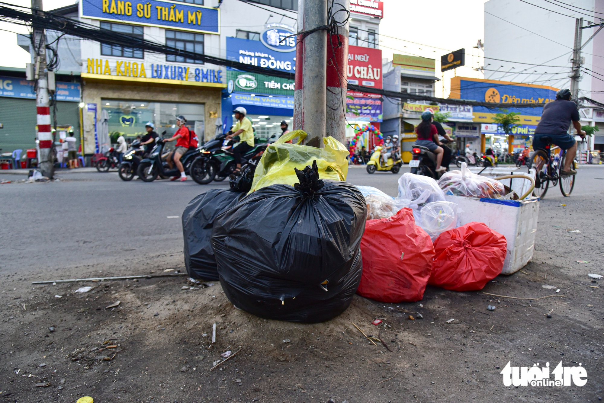 cột điện - Ảnh 5.