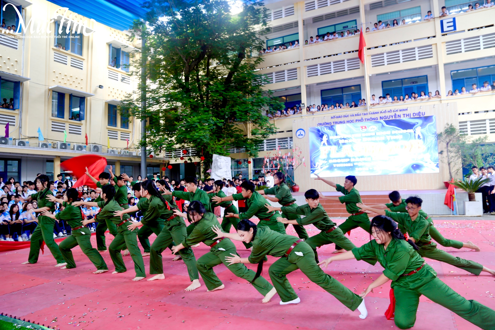 Teen Trường THPT Nguyễn Thị Diệu quẩy flashmob trong giờ ra chơi - Ảnh 5.