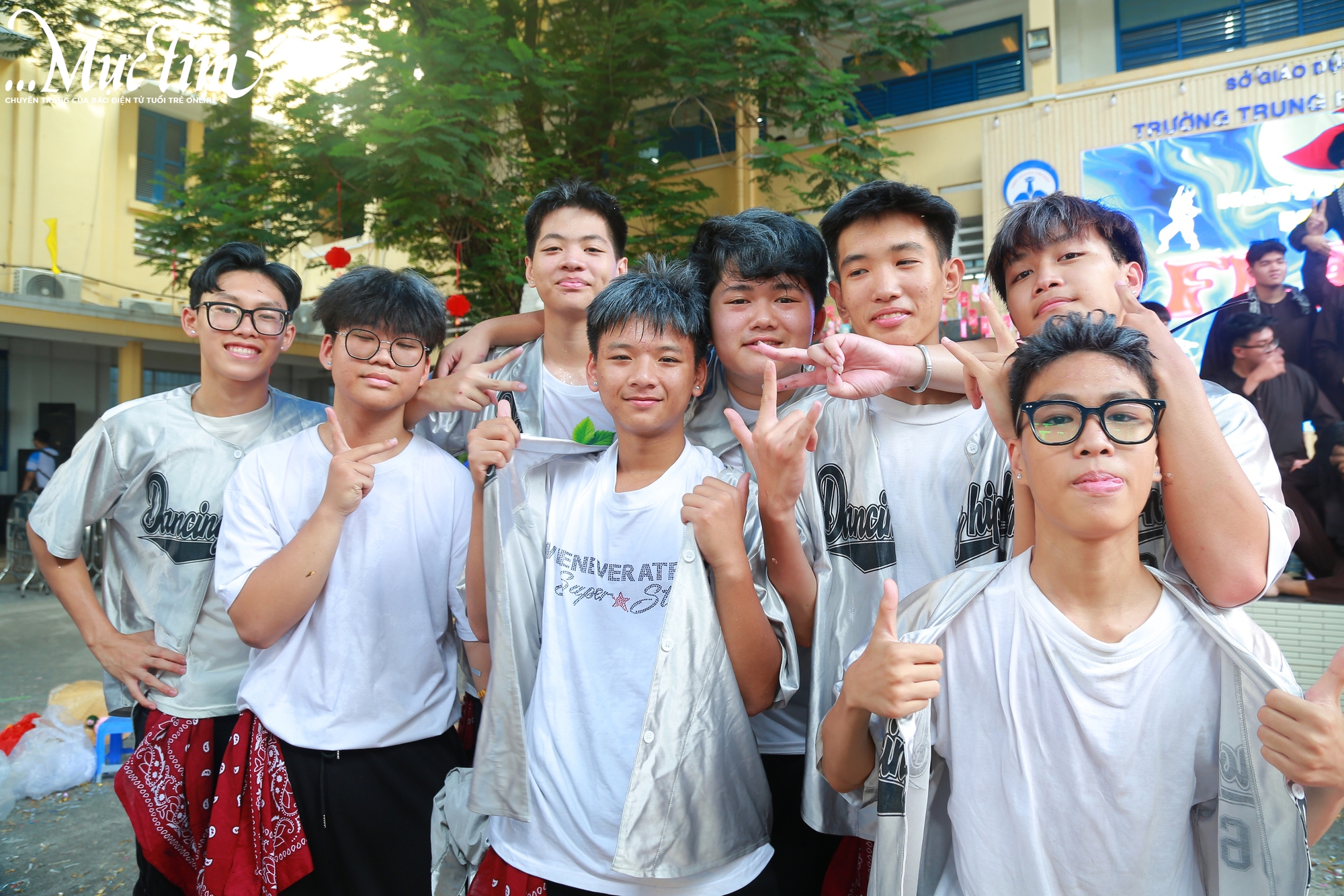 Teen Trường THPT Nguyễn Thị Diệu quẩy flashmob trong giờ ra chơi - Ảnh 12.