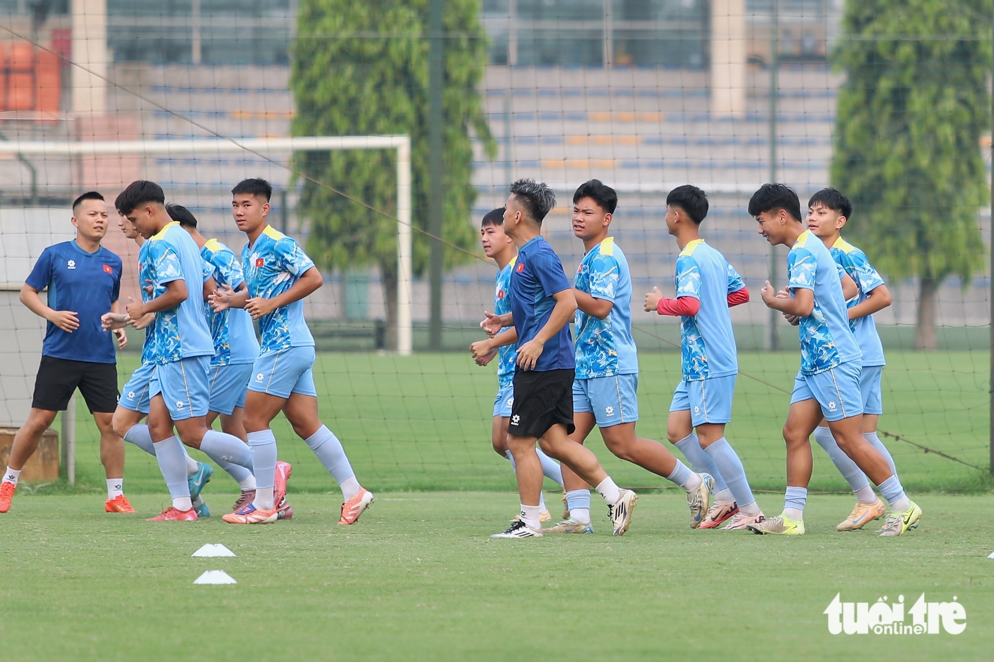 Con trai Quang Hải được kỳ vọng ở U17 Việt Nam - Ảnh 1.