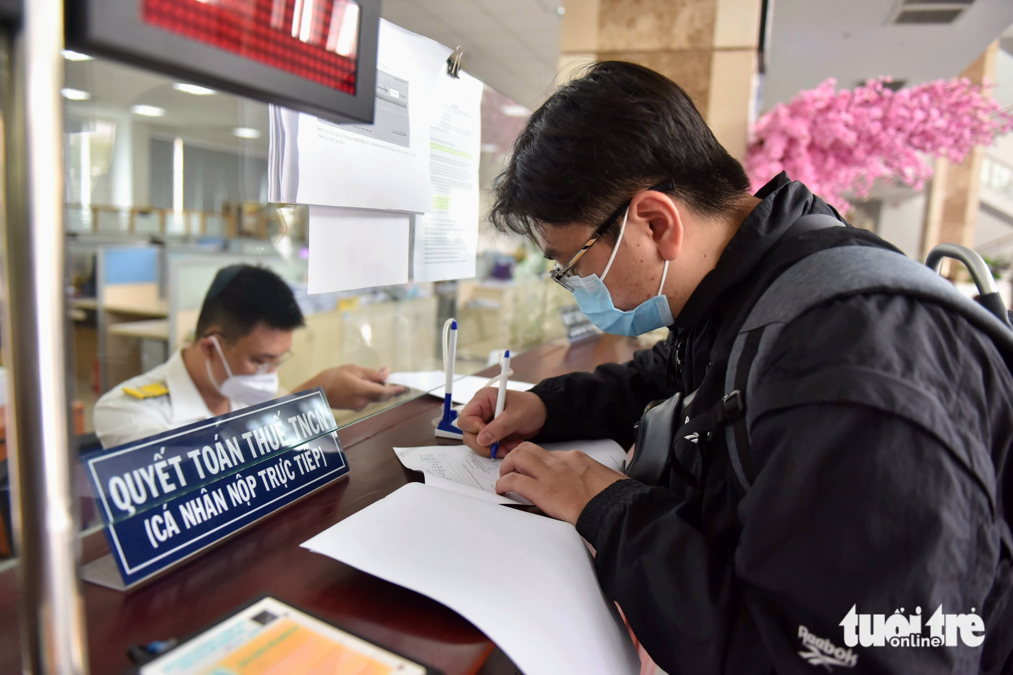 Bộ Tài chính lý giải mức giảm trừ cho y tế, giáo dục 47 triệu đồng/năm ở thuế thu nhập cá nhân - Ảnh 1.