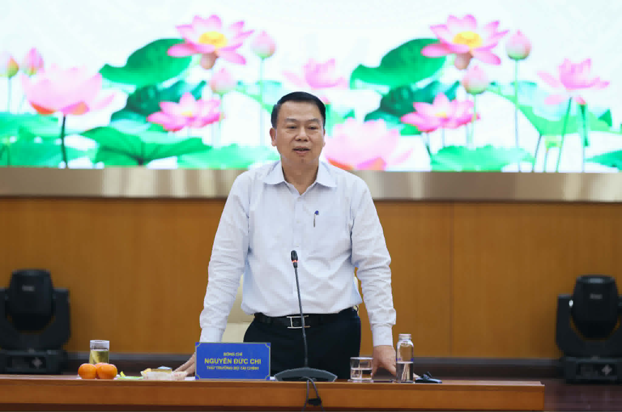 Bộ Tài chính nêu loạt giải pháp để đạt tăng trưởng hai con số - Ảnh 2.