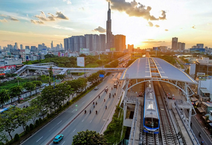 Tập đoàn của tỉ phú Nguyễn Thị Phương Thảo trình phương án làm metro số 4, đề xuất thêm metro số 5 - Ảnh 1.