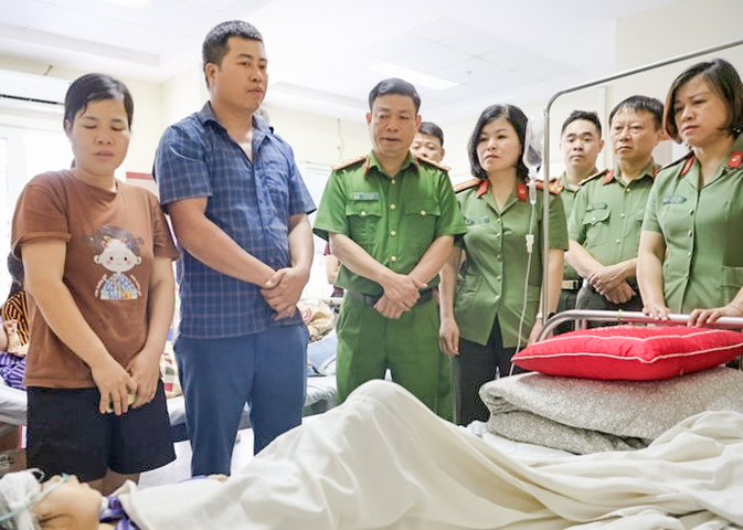 bé gái - Ảnh 3.