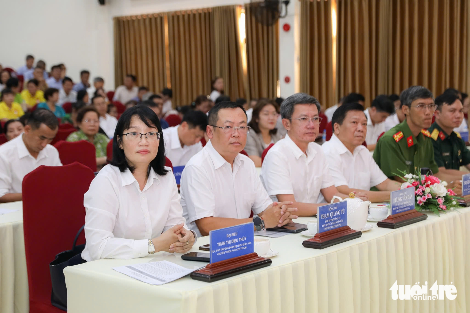 Cử tri TP.HCM đề nghị tăng mức phạt, quy định rõ độ tuổi lái các loại xe máy điện - Ảnh 2.