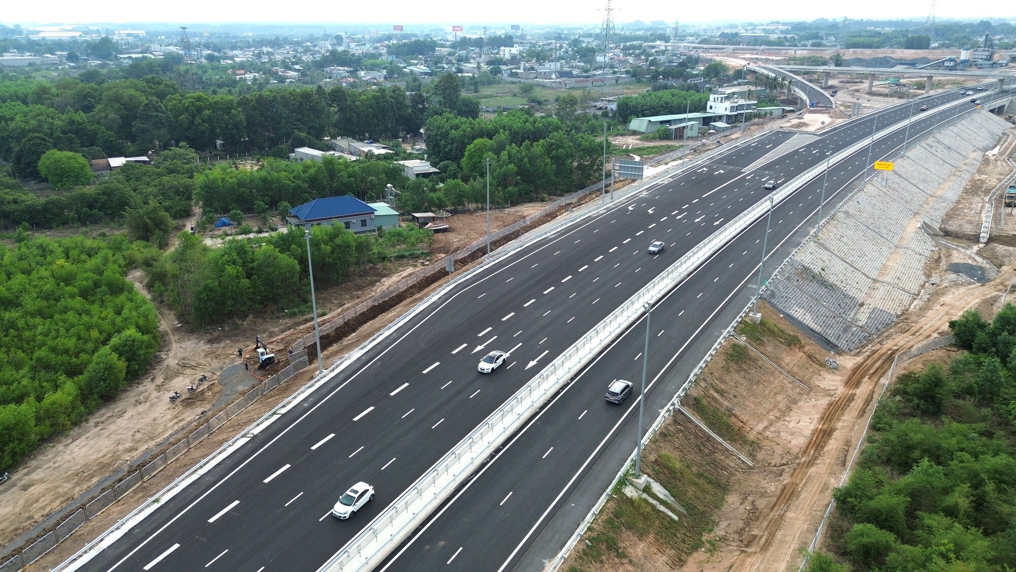 Cao tốc vận hành, du lịch bội thu, gia tăng lực cầu bất động sản Vũng Tàu - Ảnh 1.