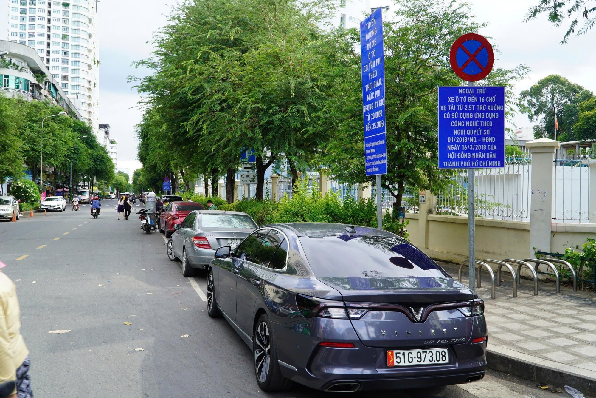 vỉa hè - Ảnh 1.