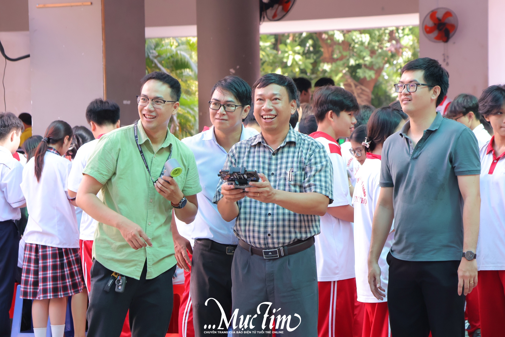 Học mà chơi, chơi mà học tại Sân chơi STEM liên môn Trường THPT Nguyễn Hữu Thọ - Ảnh 12.