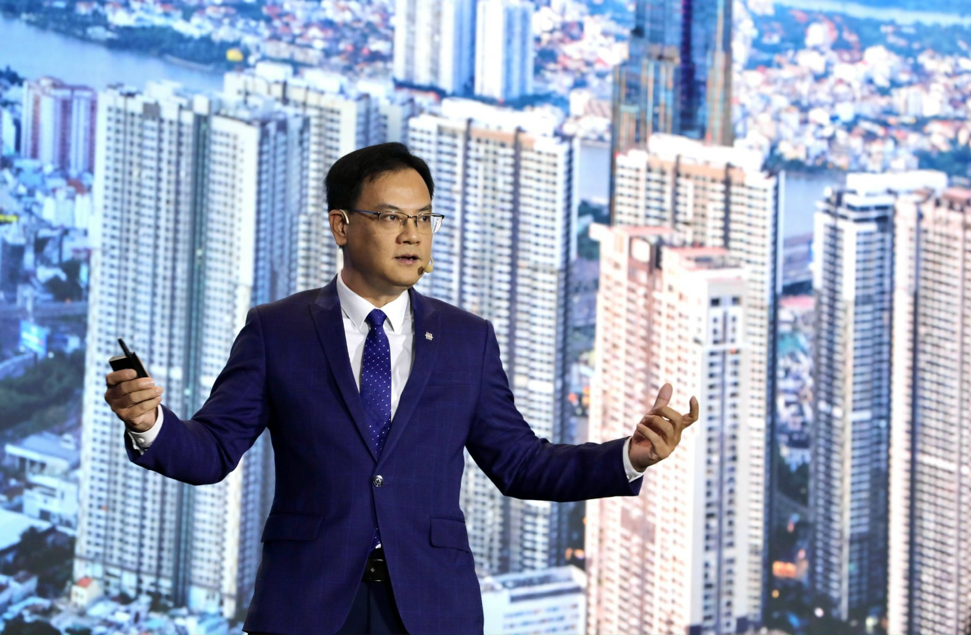Ngân hàng UOB: Việt Nam vượt trội về thu hút đầu tư nước ngoài - Ảnh 1.