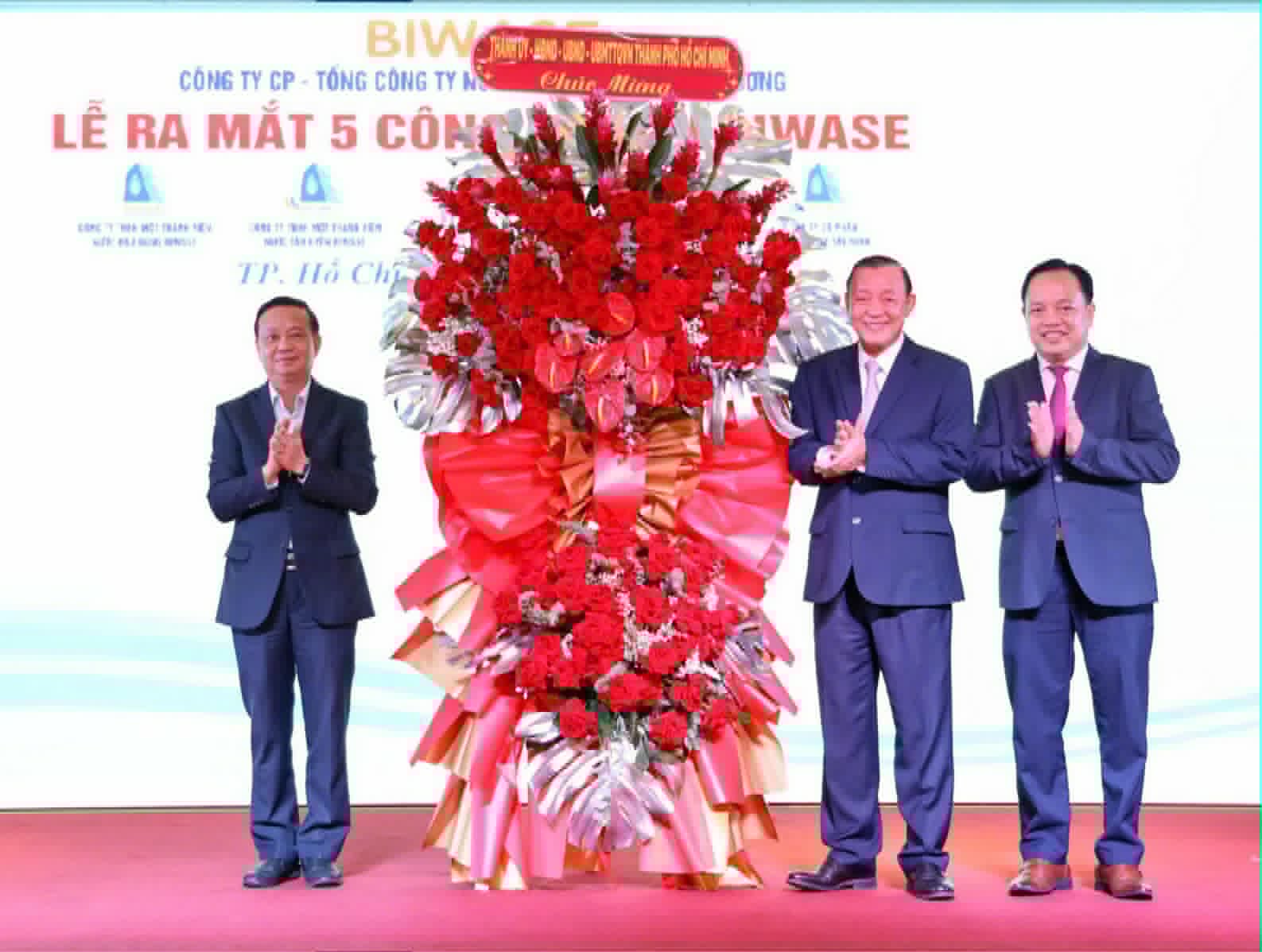 TP.HCM thành lập 5 công ty cấp nước công suất 800.000 m3/ngày đêm - Ảnh 1.
