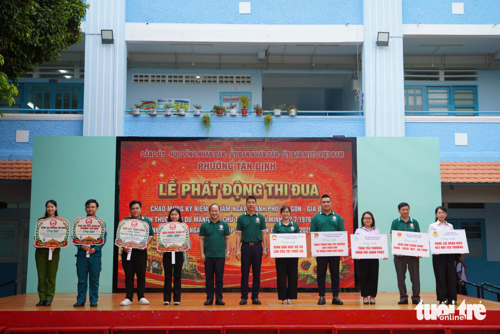 cây xanh - Ảnh 1.