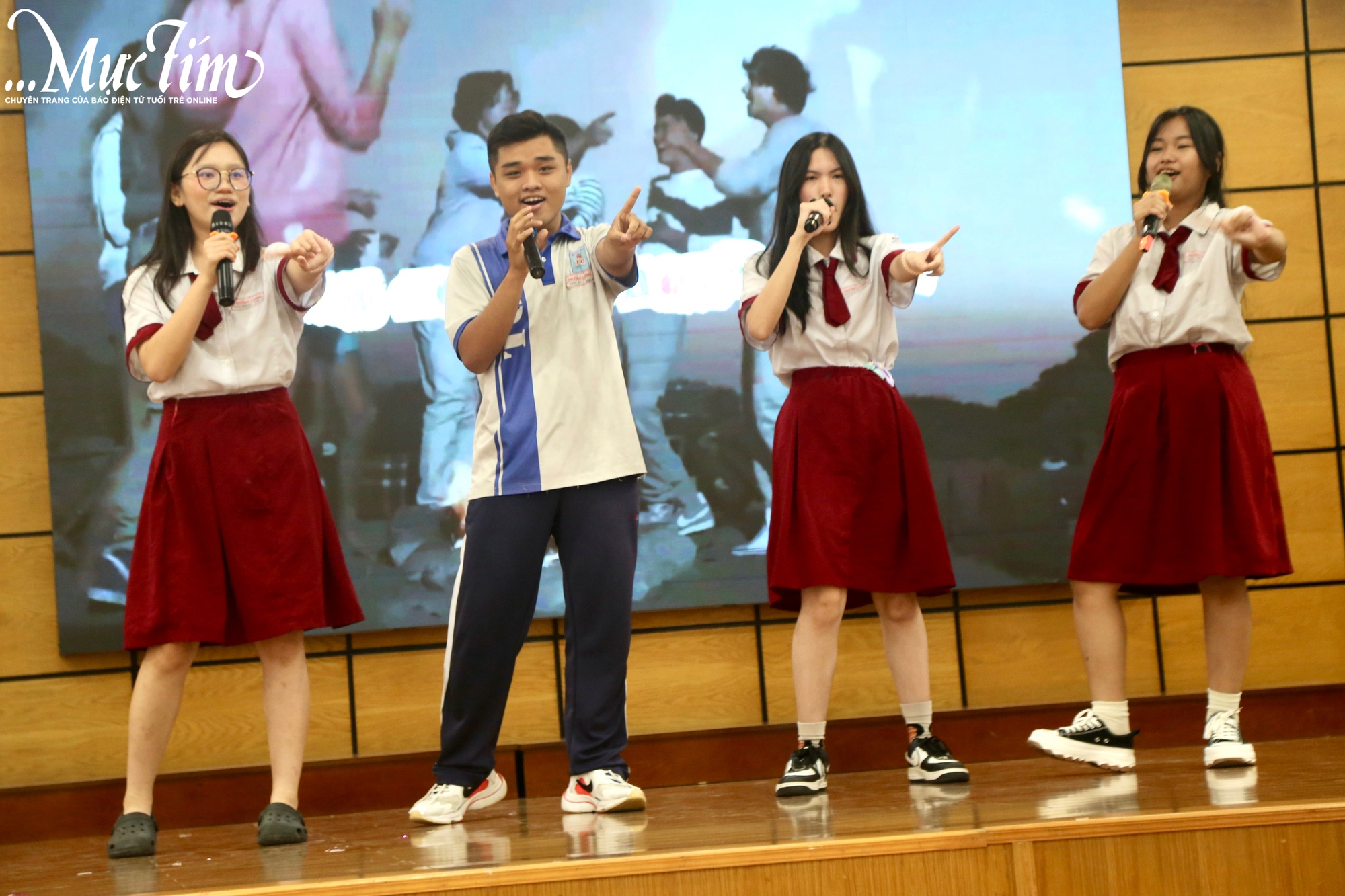 Teen THPT Trường Chinh so tài hát tiếng Anh tại Sing Out Loud- Ảnh 5.