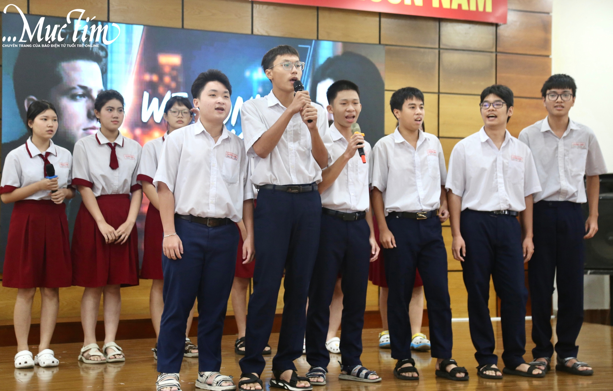 Teen THPT Trường Chinh so tài hát tiếng Anh tại Sing Out Loud- Ảnh 6.