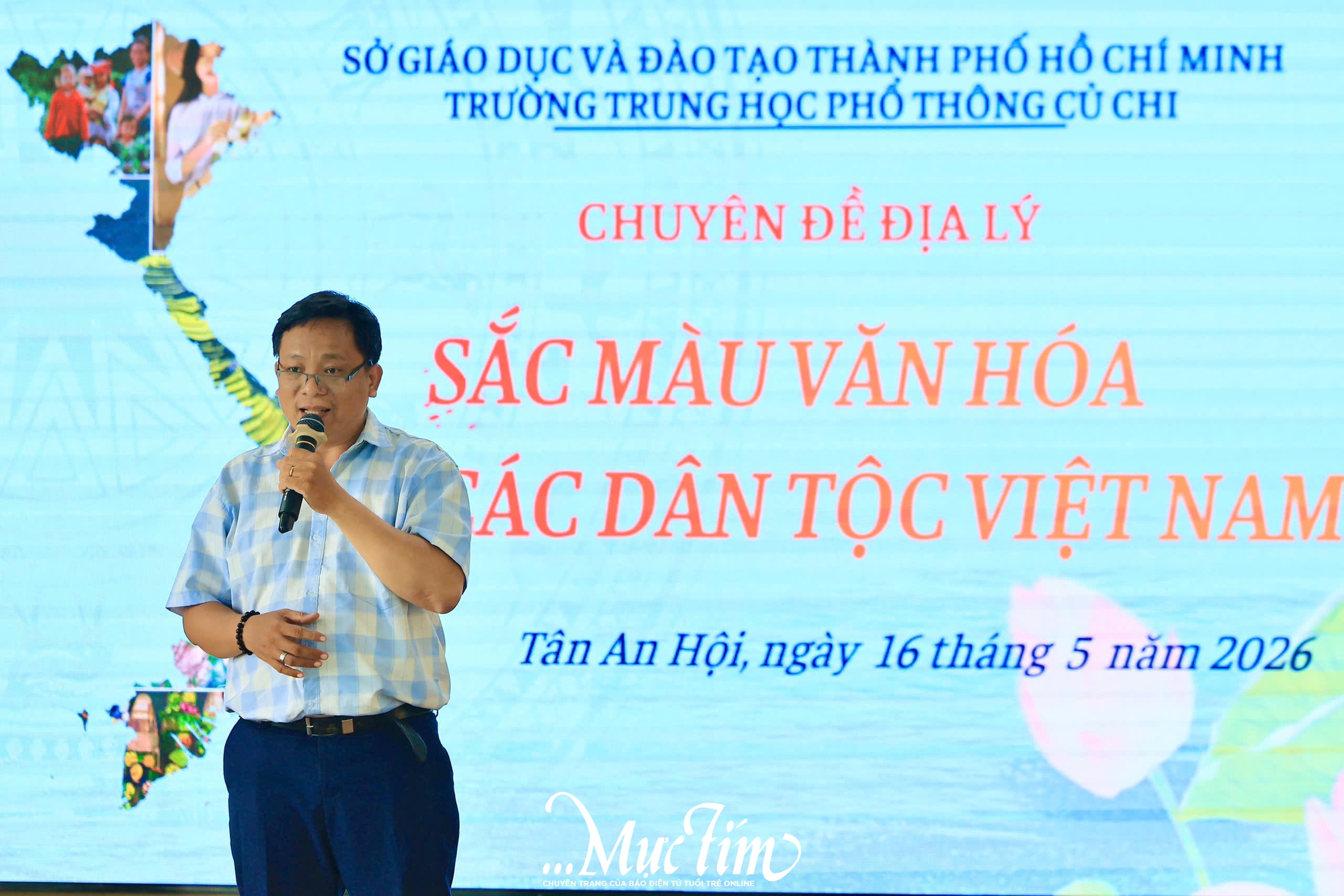 Teen Trường THPT Củ Chi kể chuyện giữ gìn bản sắc văn hóa dân tộc qua âm nhạc và thời trang- Ảnh 8.