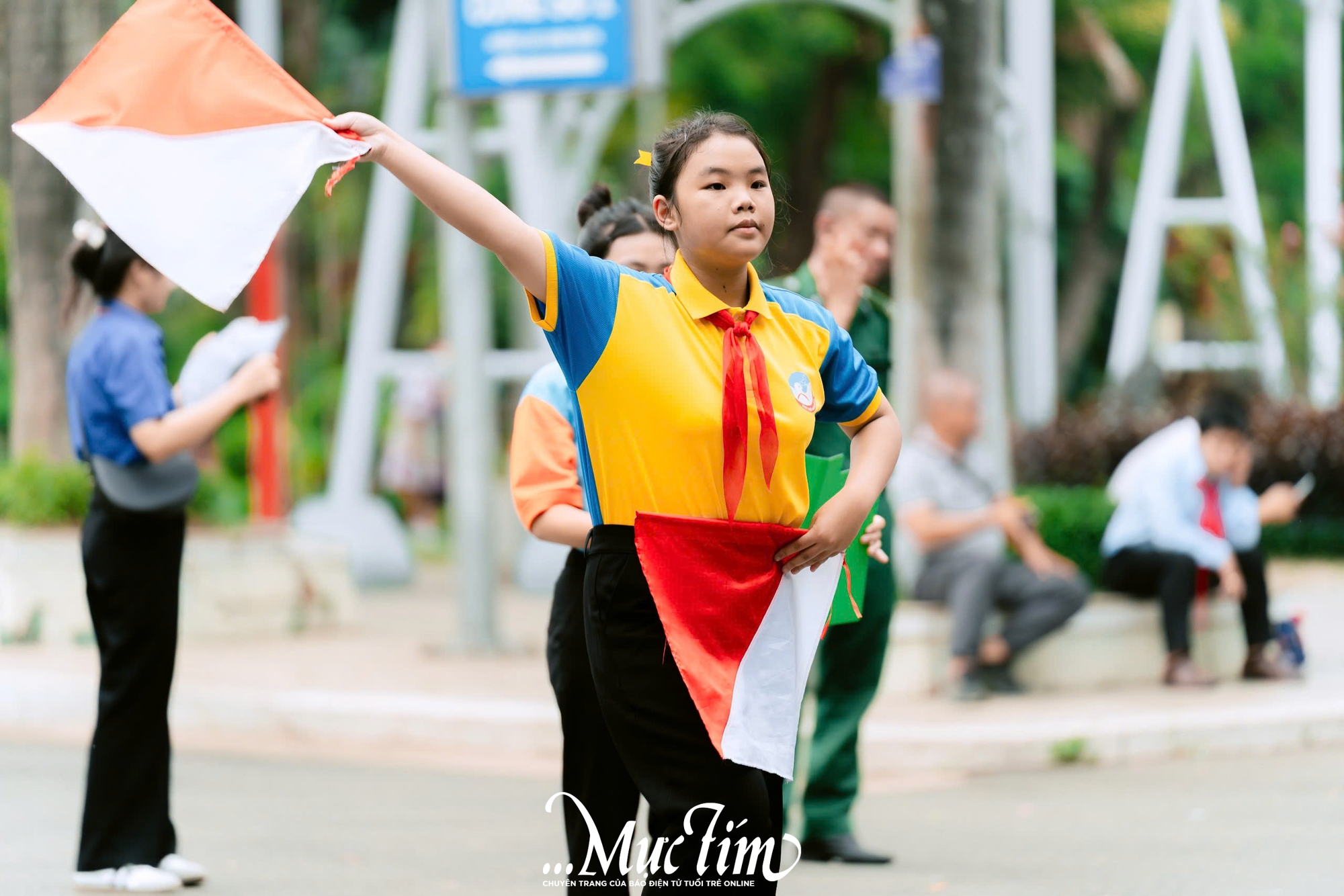 Đội viên TP.HCM diễu hành chào mừng kỷ niệm 85 năm Ngày thành lập Đội TNTP Hồ Chí Minh - Ảnh 11.