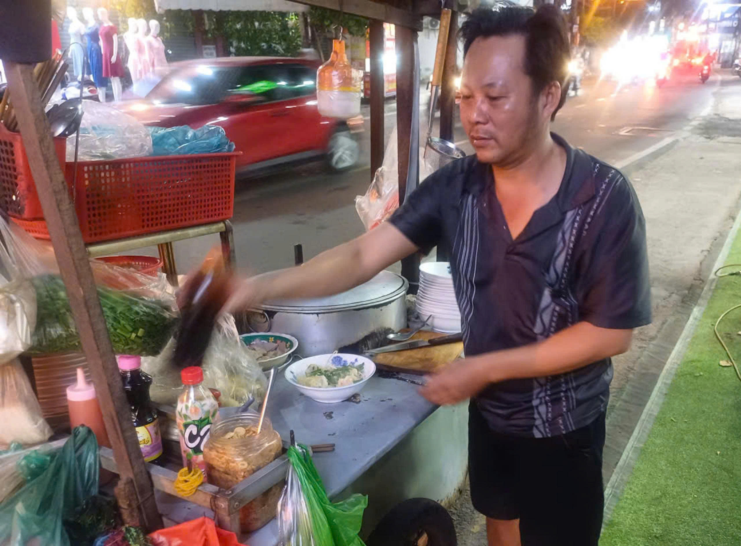 Dặm dài hủ tiếu - Kỳ 3: Người Quảng tha hương bán hủ tiếu - Ảnh 1.