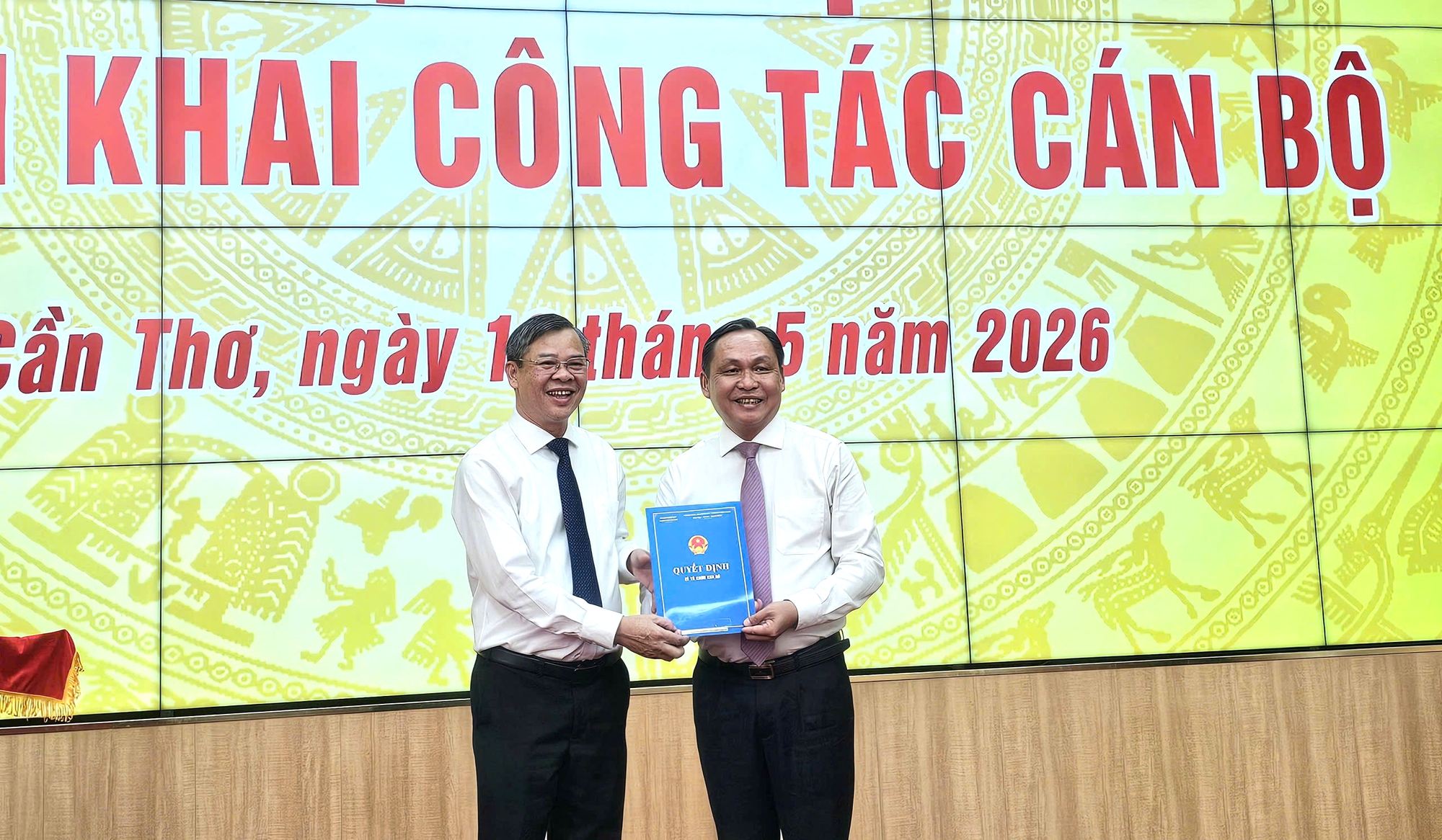Ông Lê Công Lý làm Phó chủ tịch thường trực UBND thành phố Cần Thơ - Ảnh 1.