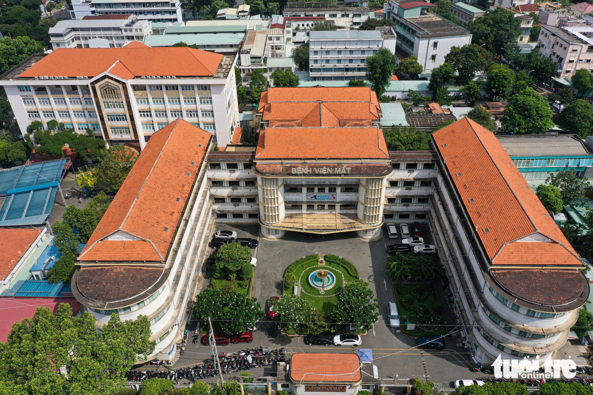 Bệnh viện Mắt - Ảnh 1.