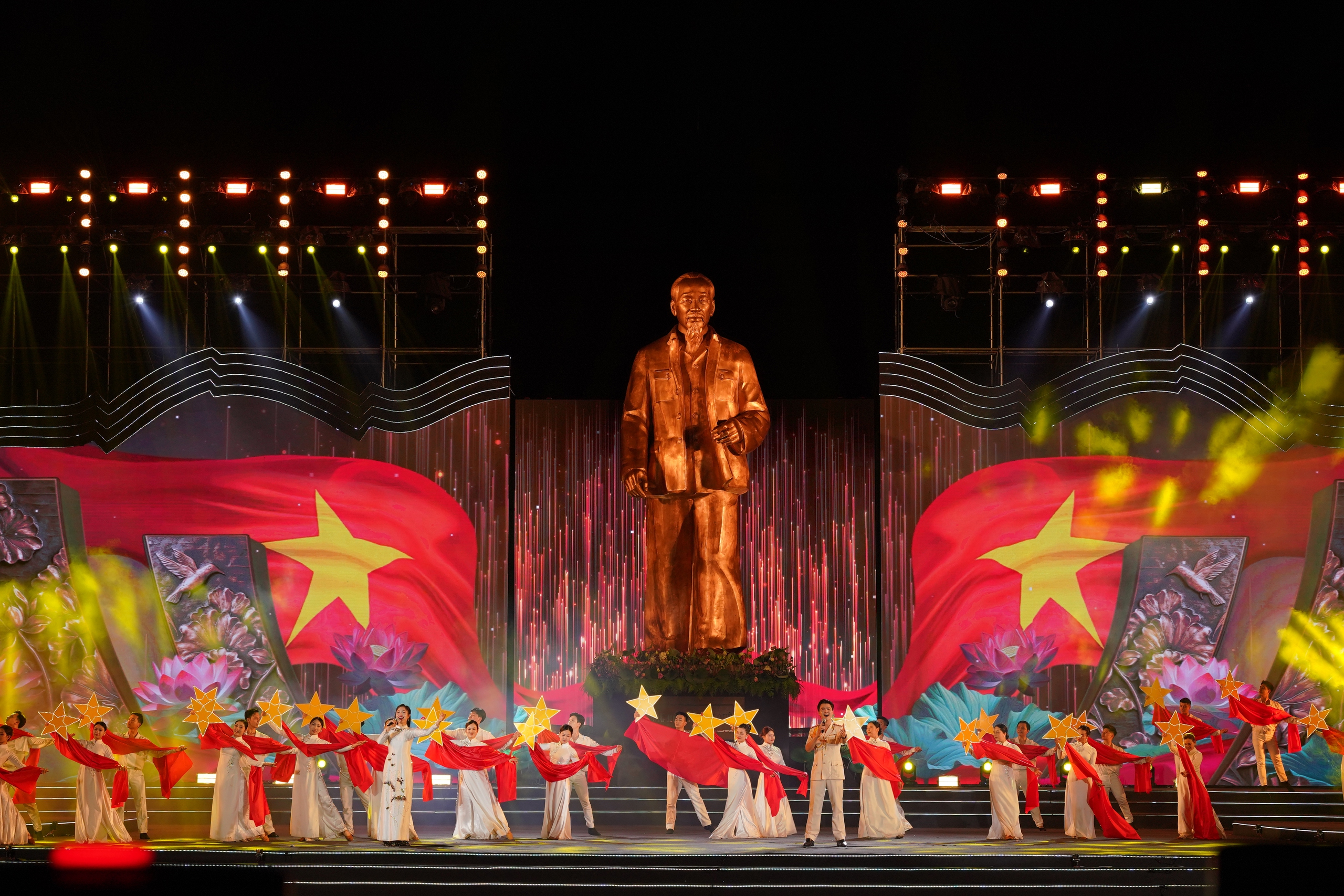 quê Bác - Ảnh 1.