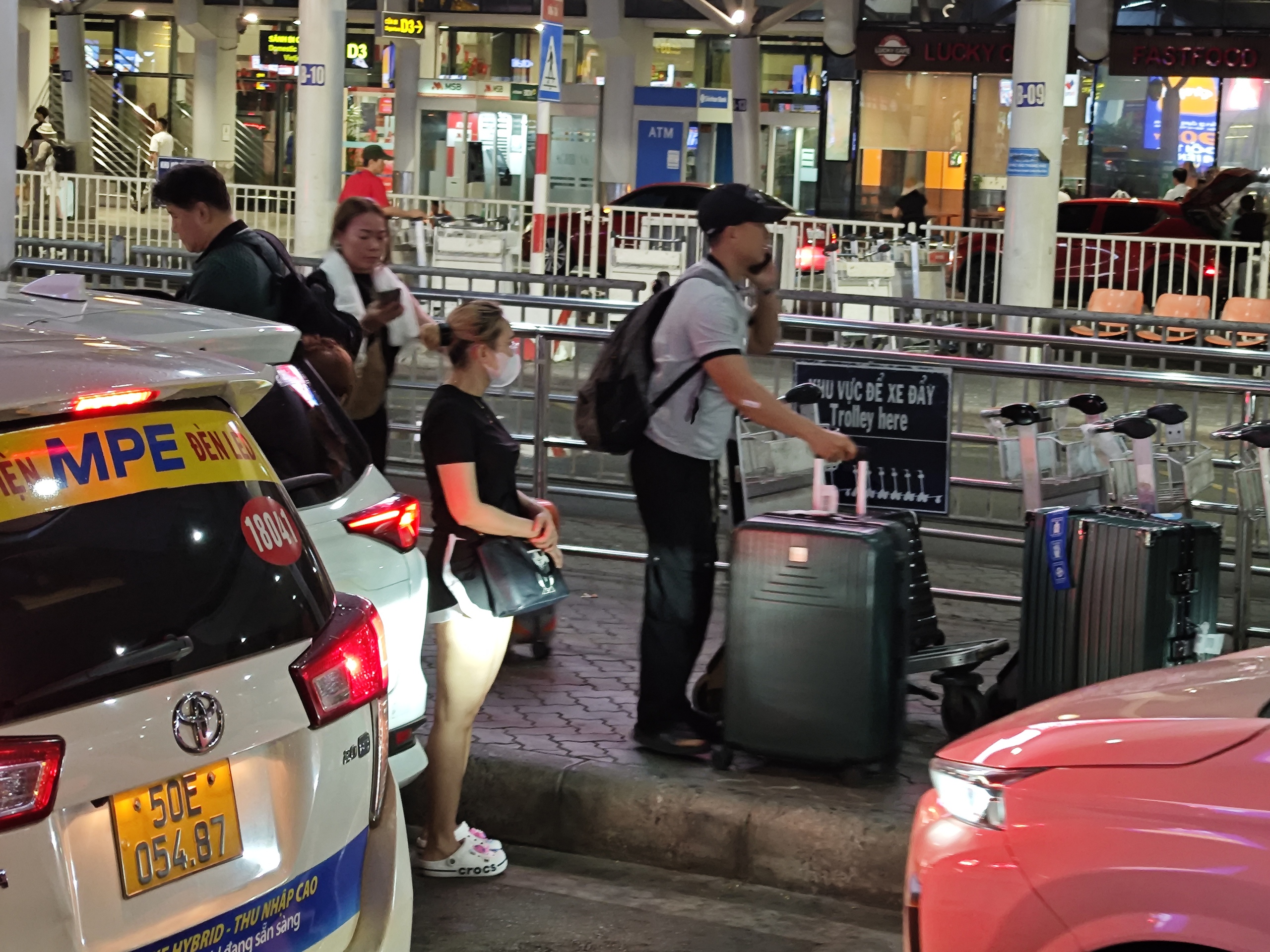 taxi - Ảnh 5.