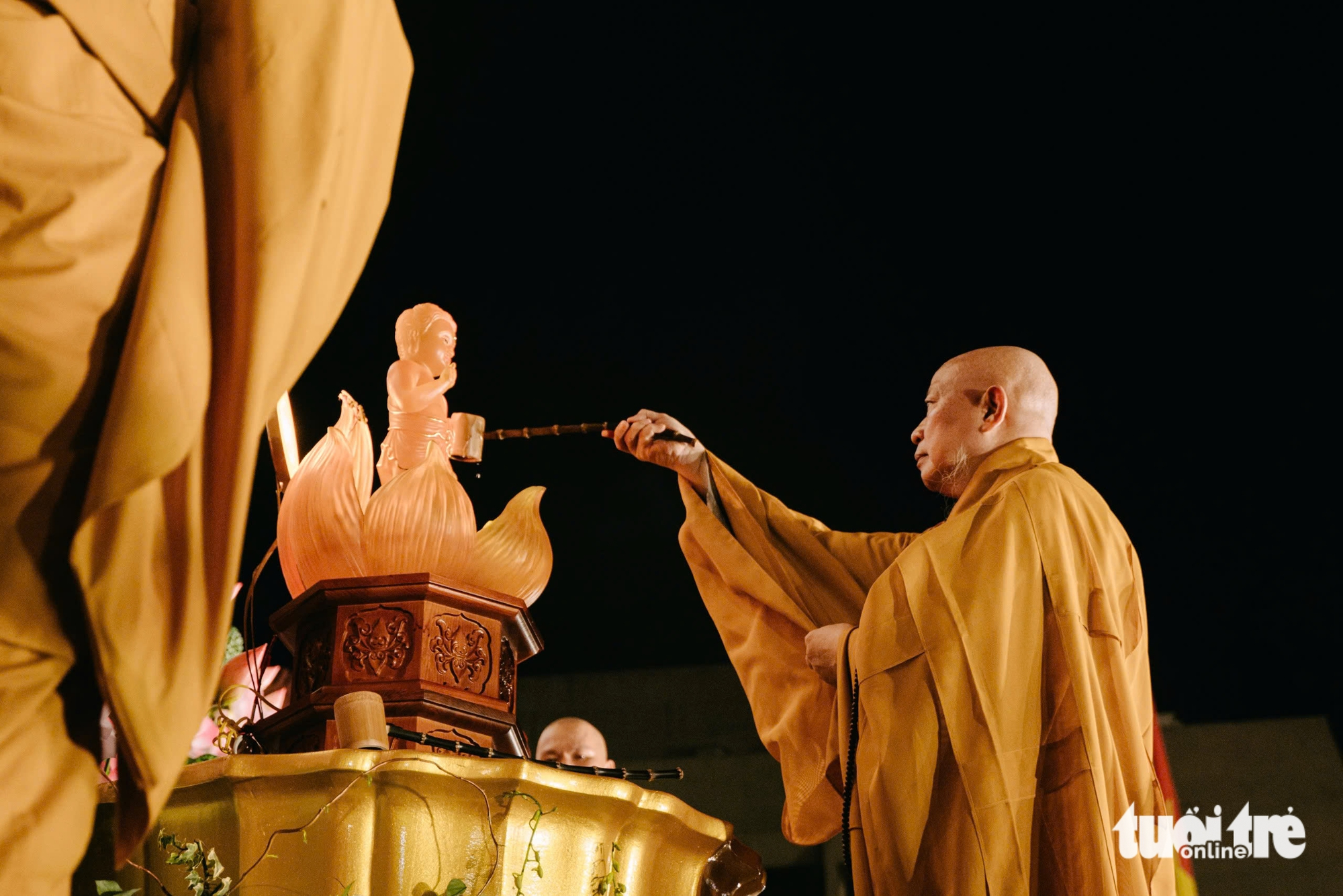 Những lưu ý khi thực hiện nghi lễ tắm Phật tại gia mùa Phật đản - Ảnh 1. Những lưu ý khi thực hiện nghi lễ tắm Phật tại gia mùa Phật đản - Ảnh 1.