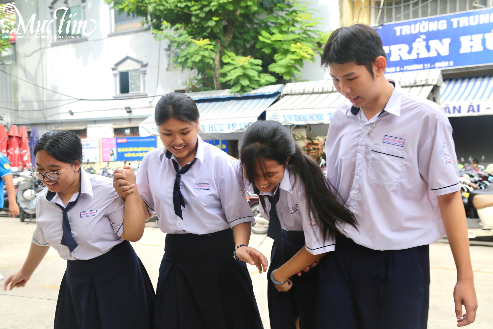 Trường THPT Trần Hữu Trang biến giờ ra chơi thành sân chơi sôi động - Ảnh 9.