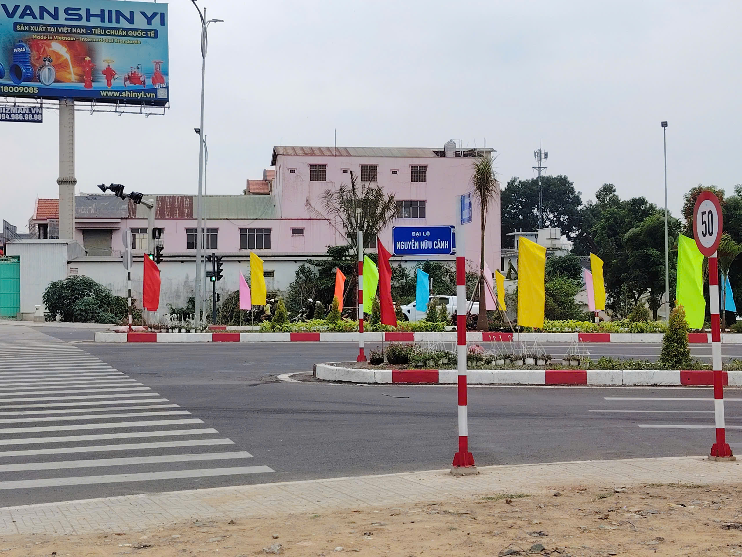Thành phố Đồng Nai đã gắn bảng tên 'đại lộ Nguyễn Hữu Cảnh' dài hơn 15km - Ảnh 1.